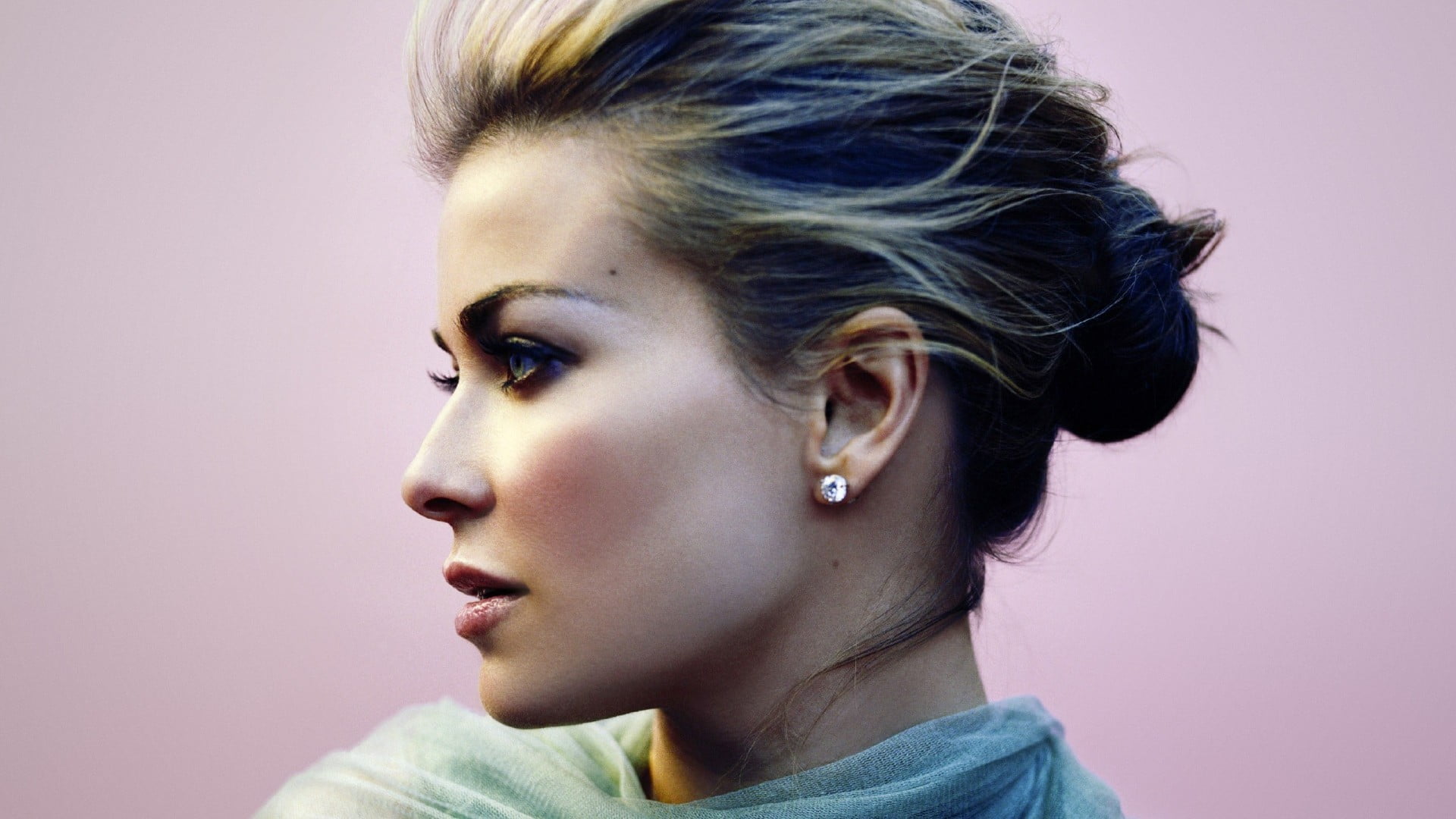 hair bun, studio shot, model, one person, headshot, human face, Carmen Electra, 1080P, beauty, looking away, profile, beautiful woman, looking, make-up, HD Wallpaper