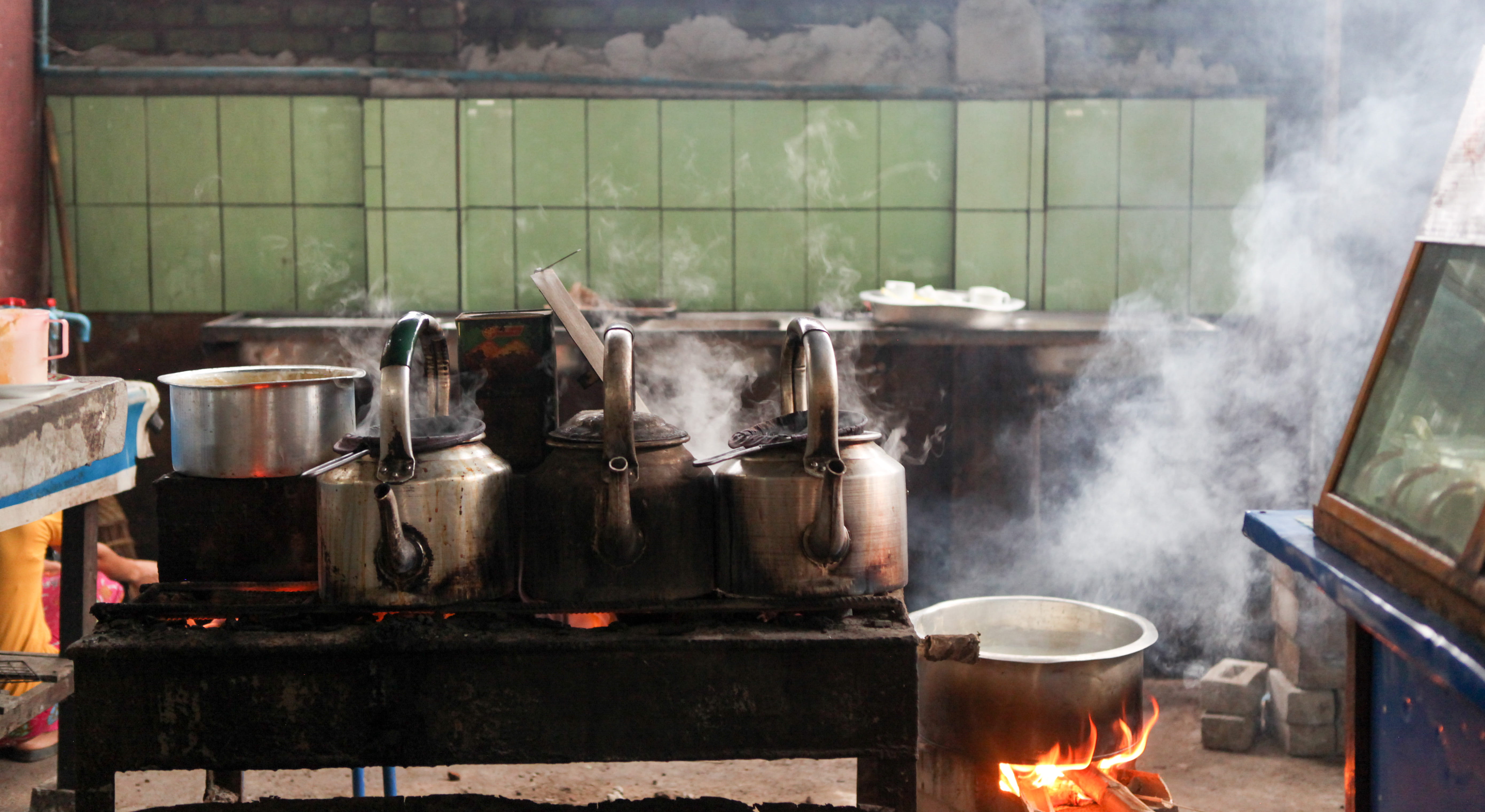 cooker, kitchen, cooking pan, appliance, indoors, kitchen utensil, frying pan, kettle, sink faucet, food and drink, domestic life, heat - temperature, hot pot, HD Wallpaper