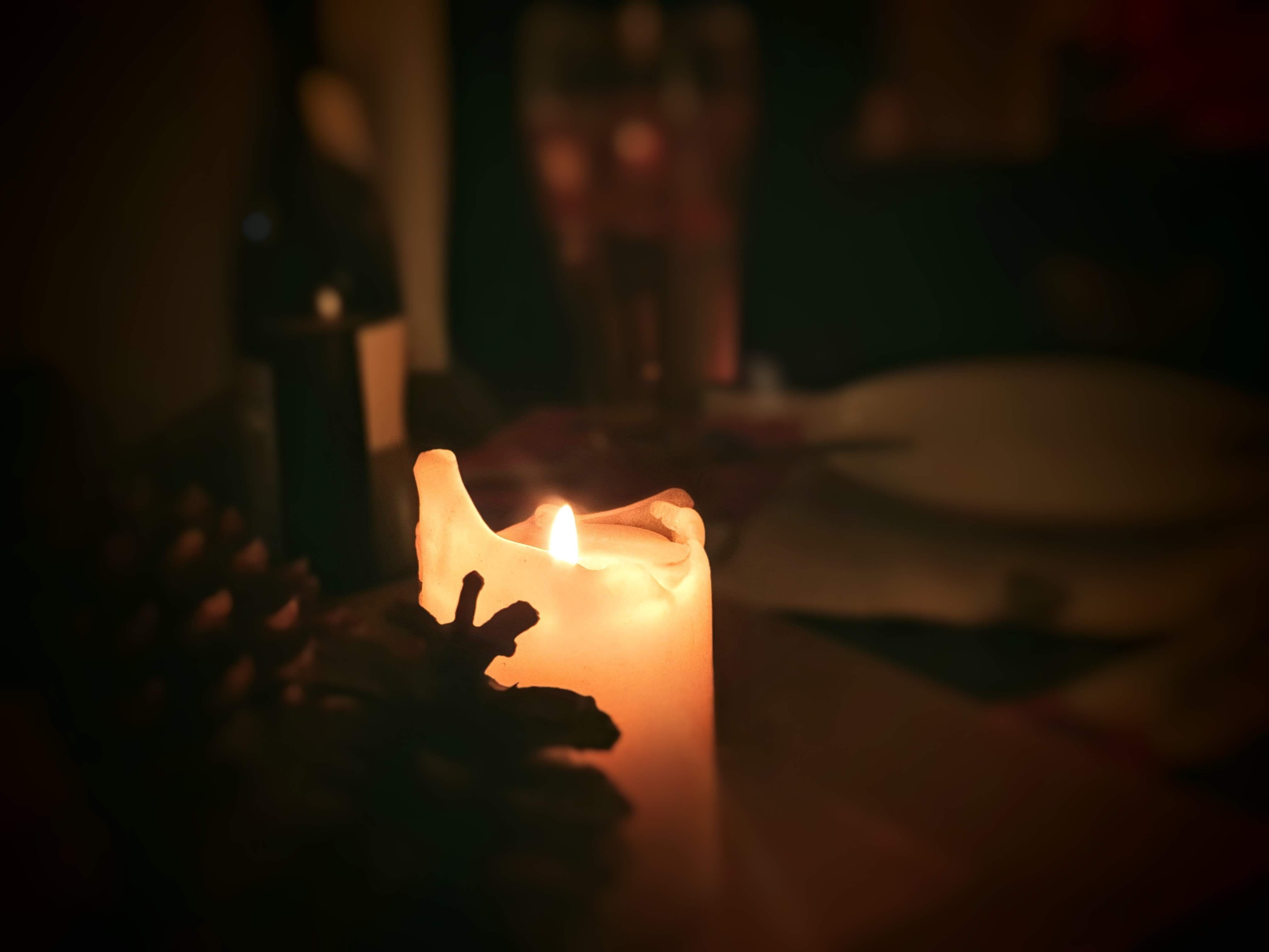 lighting equipment, lighting, close-up, dungeon, belief, selective focus, melting, vigil, religion, forge, fire, diwali, worship, dark, mud, crypt, nature, HD Wallpaper