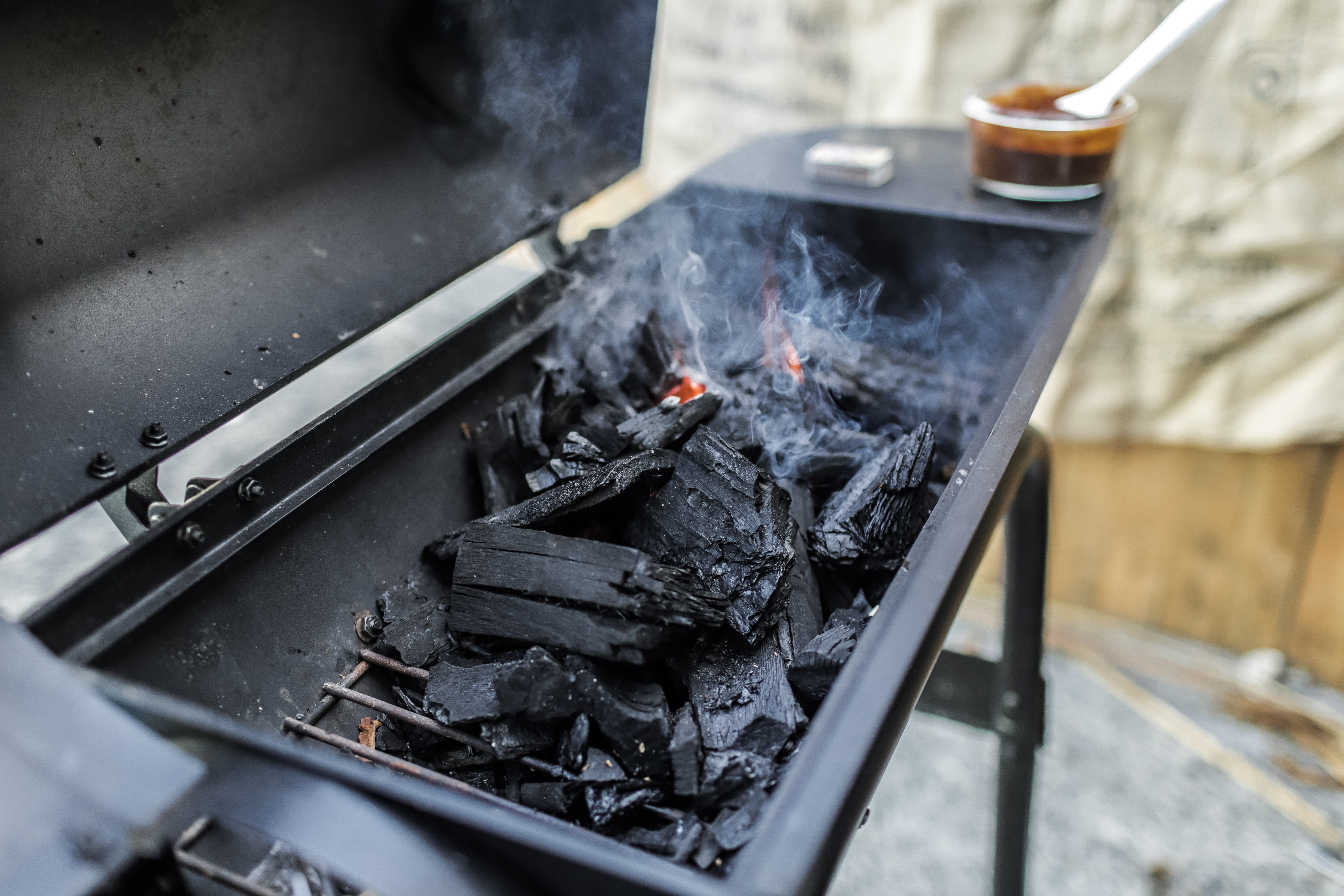 fire - natural phenomenon, tar, preparing food, bird, wood, heat - temperature, pot, barbecue grill, anthracite, day, food and drink, fire, coal, town, HD Wallpaper
