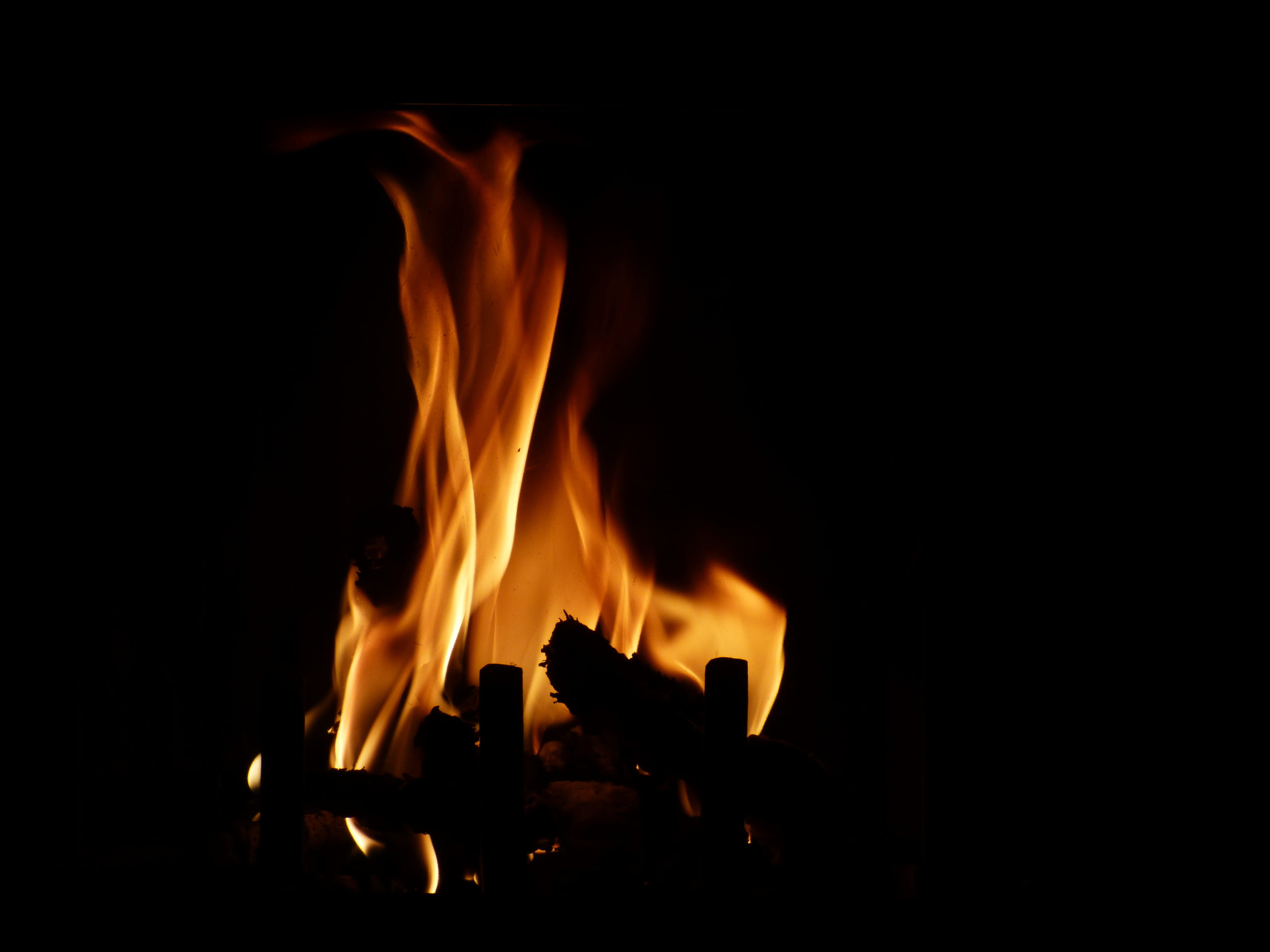 night, close-up, dark, photography, light, bonfire, red, fire - Natural Phenomenon, motion, Warmth, low, nature, Fireplace, Fire, 4K, indoors, flame, yellow, HD Wallpaper