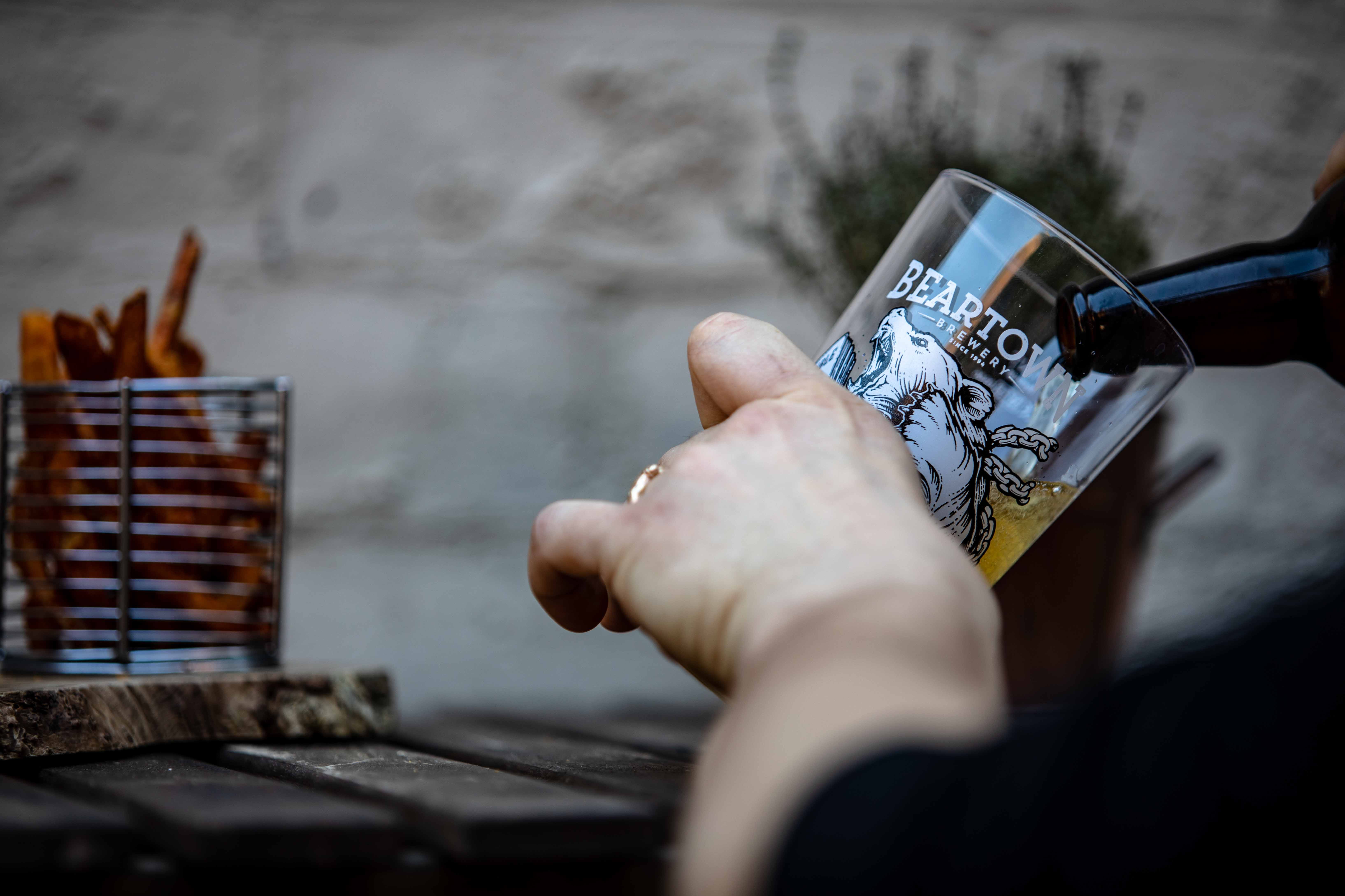electronics, confectionery, preparation, liquid, selective focus, occupation, lighter, hand, tree, cup, coffee cup, day, pouring, incense, leisure activity, HD Wallpaper