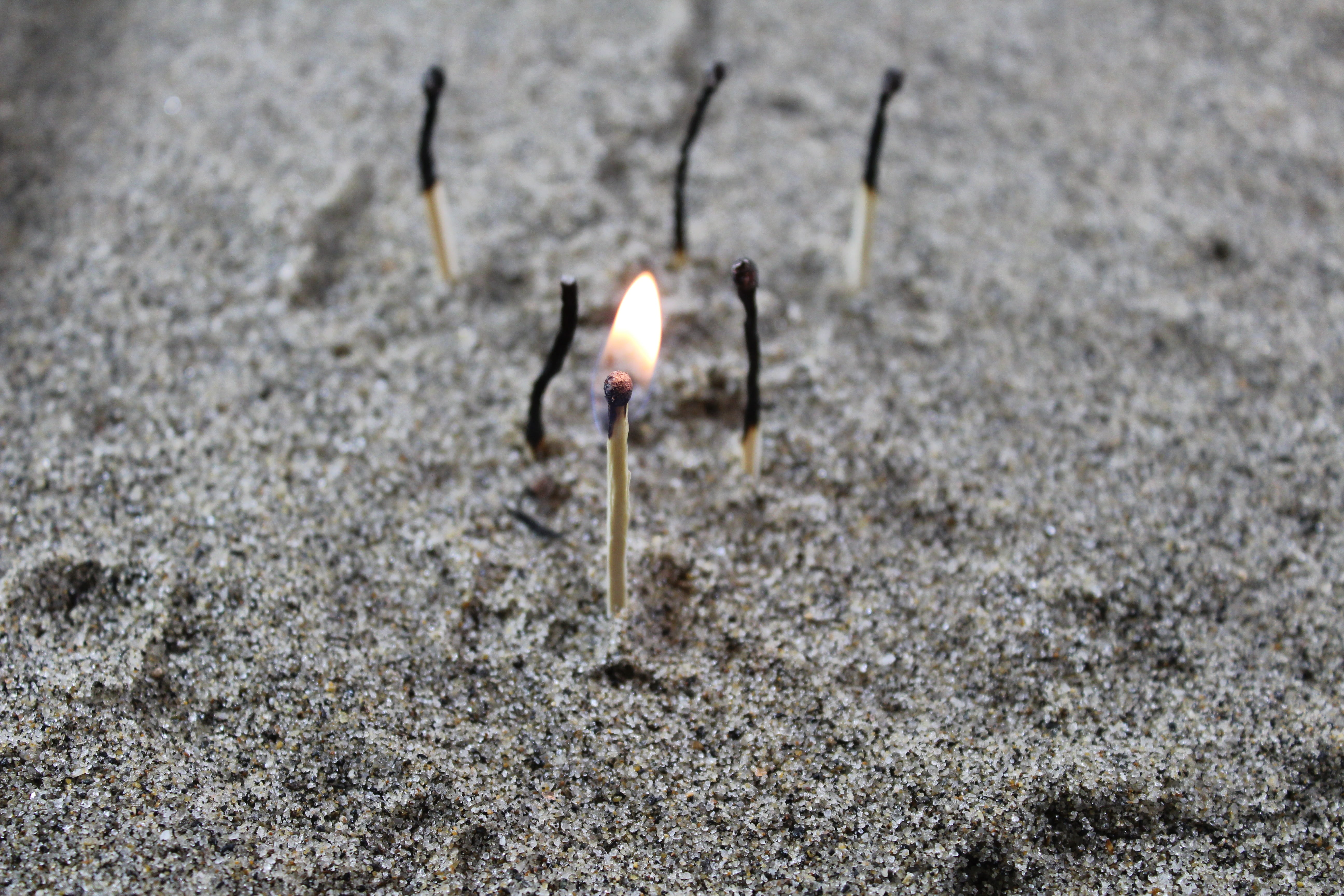 day, danger, illuminated, candle, light, burn, close-up, macro, burning, focus on foreground, sand, stick, matches, group, wood, beach, fire, selective focus, HD Wallpaper