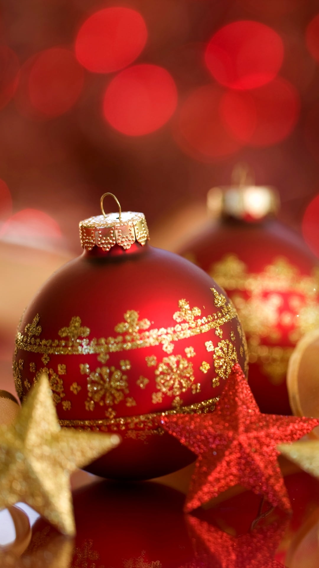 gift, ornate, beautifu, decoration, studio shot, christmas ornament, selective focus, chinese new year, event, holiday, still life, balls, sweet food, celebration, Phone HD Wallpaper