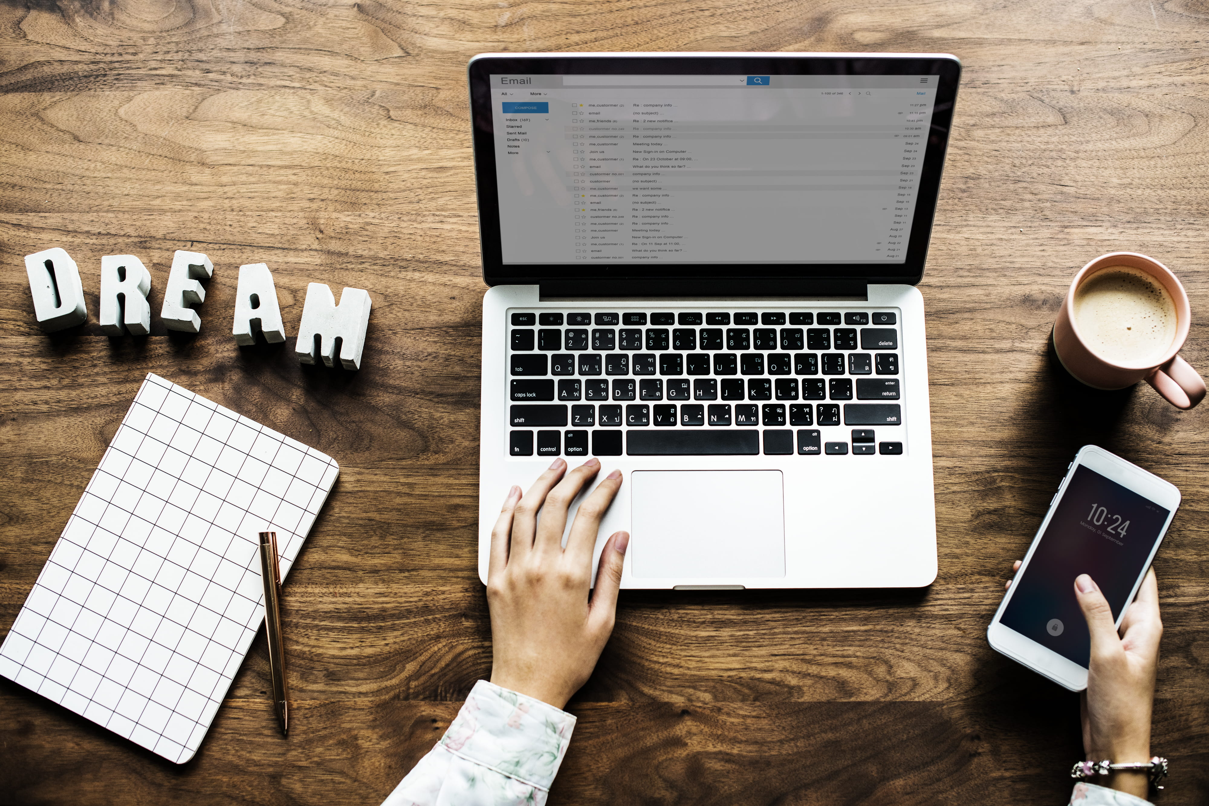 wood - material, cup, media, desk, leisure, hand, one person, flat lay, business, technology, hardwork, drink, table, keyboard, computer equipment, hobby, HD Wallpaper