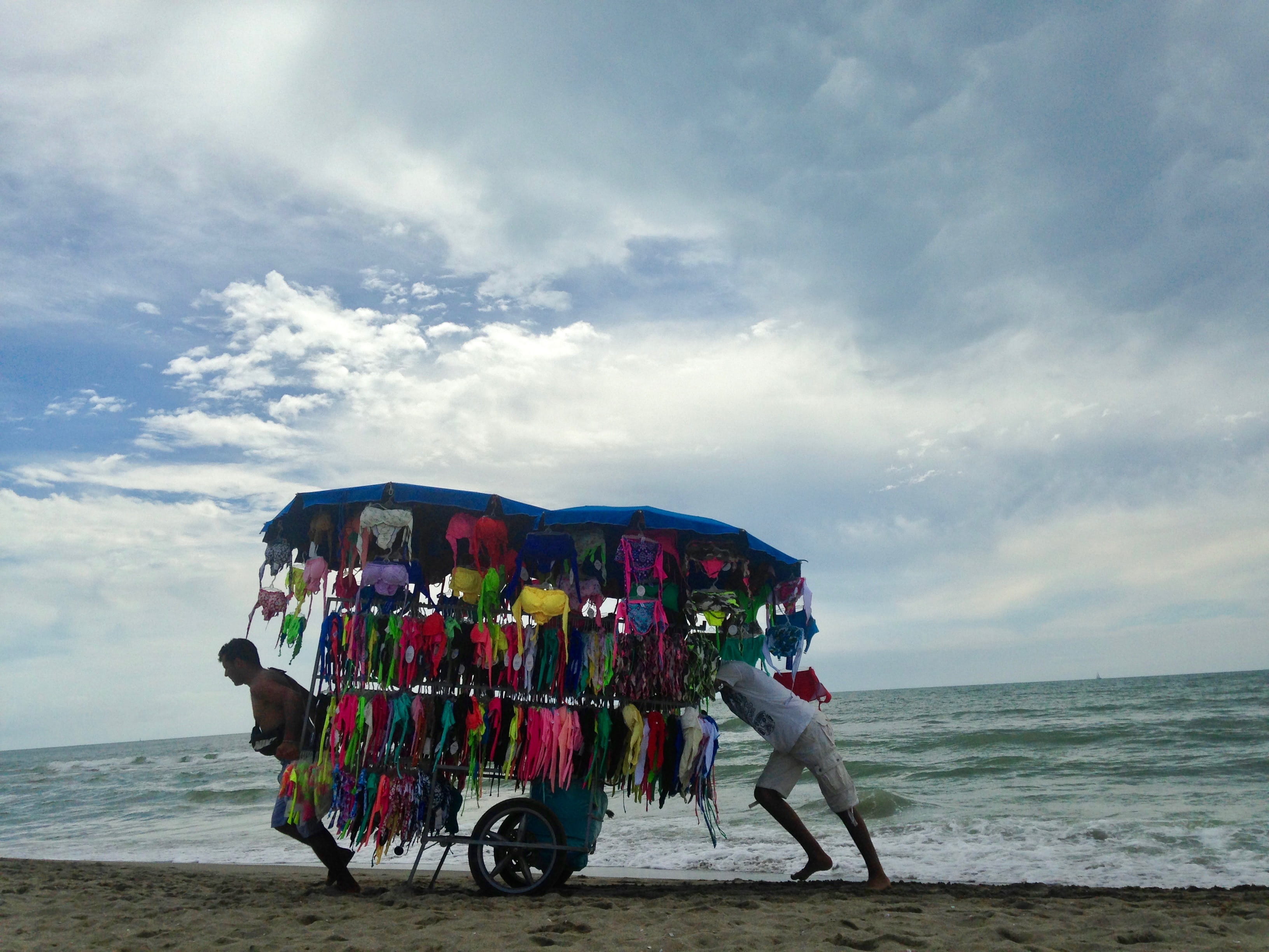 2K, mode of transportation, men, multi colored, motion, italia, vacation, land, hardwork, viareggio, scenics - nature, sea, summer, beauty in nature, people, HD Wallpaper