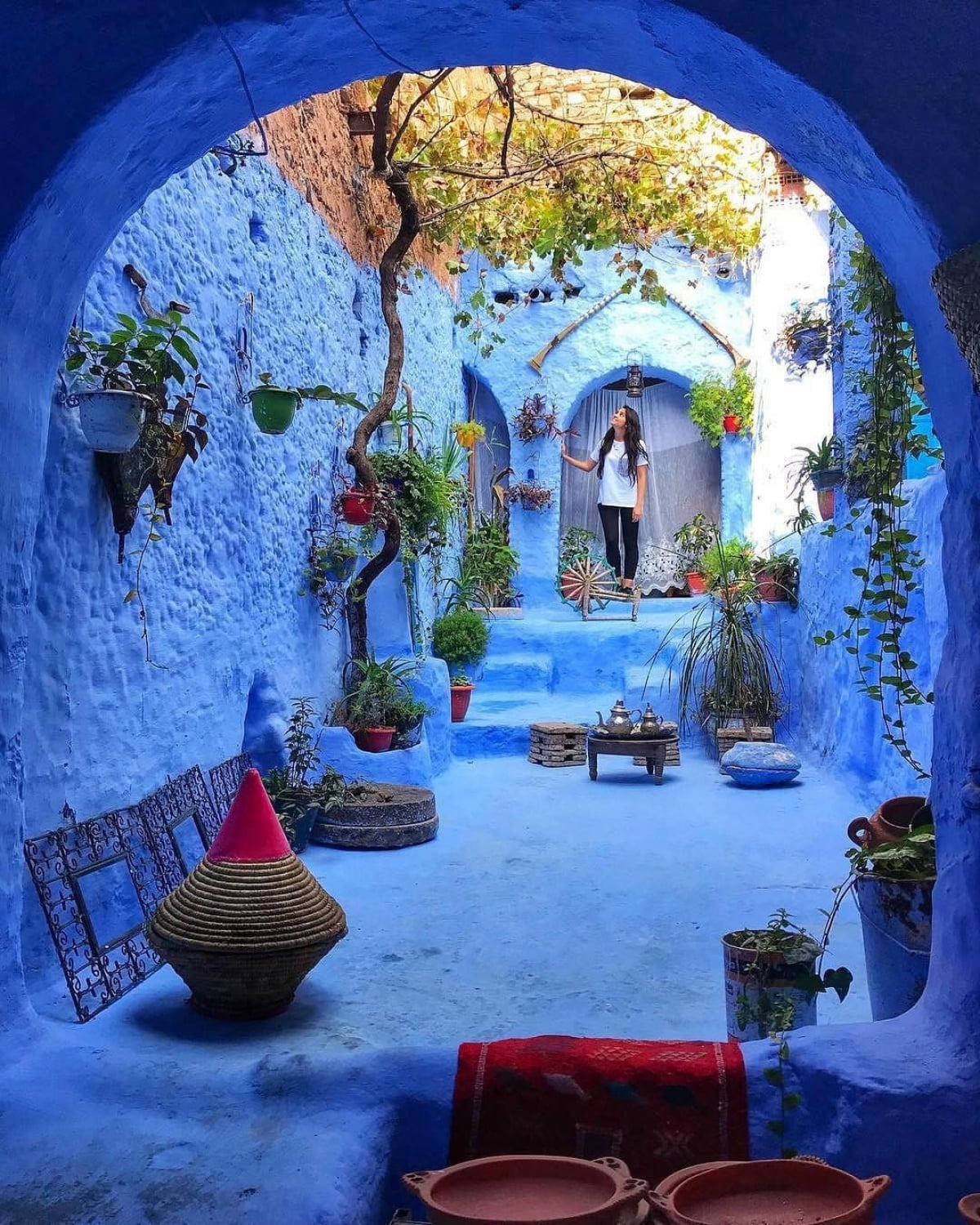 Morocco, architecture, old building, blue, plants, building, 720P, portrait display, photography, women, trees, flowerpot, arch, Phone HD Wallpaper