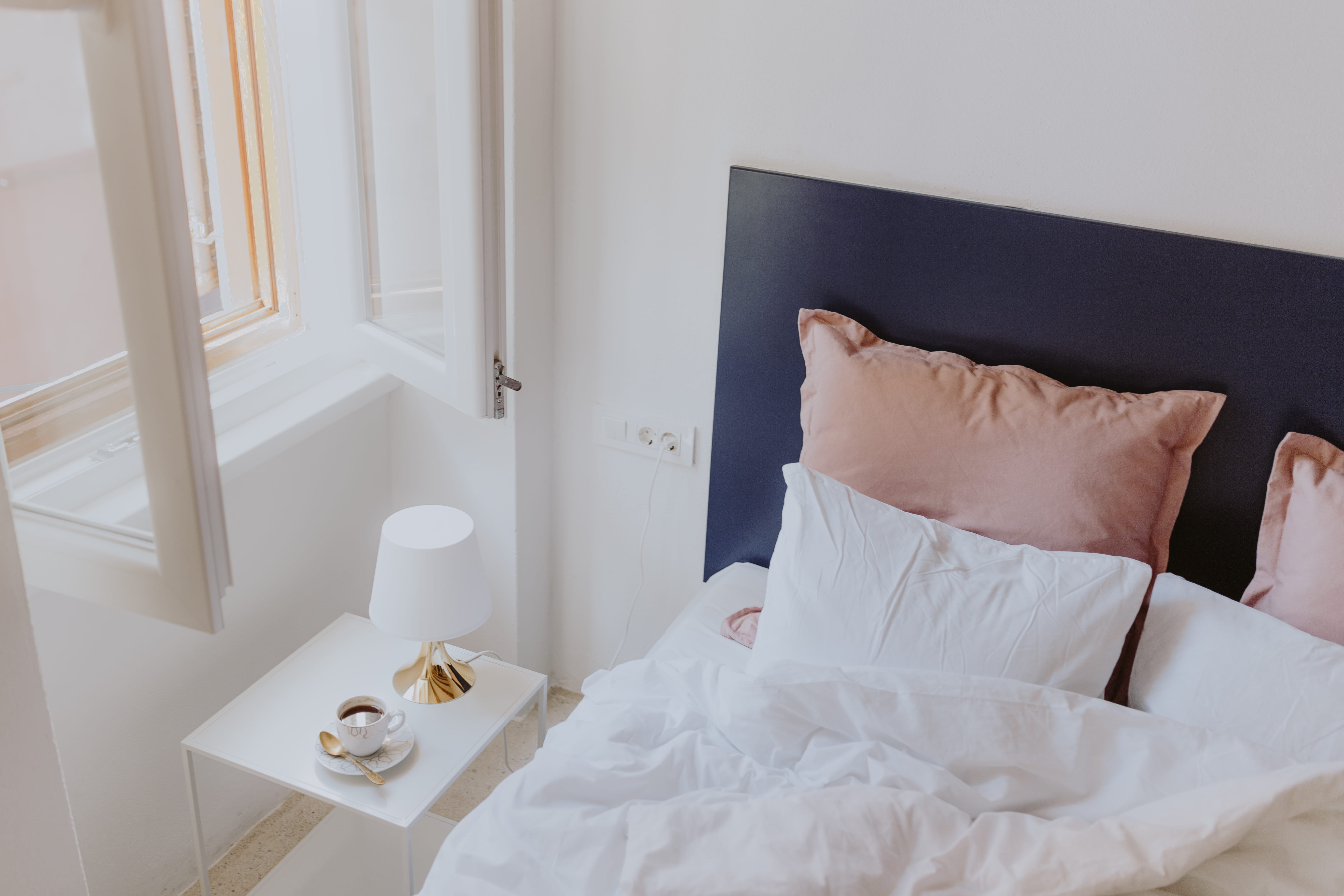 comfortable, white, cozy, home, electric lamp, interior, relaxation, indoors, day, duvet, modern, 5K, window, domestic room, bedding, white color, no people, HD Wallpaper