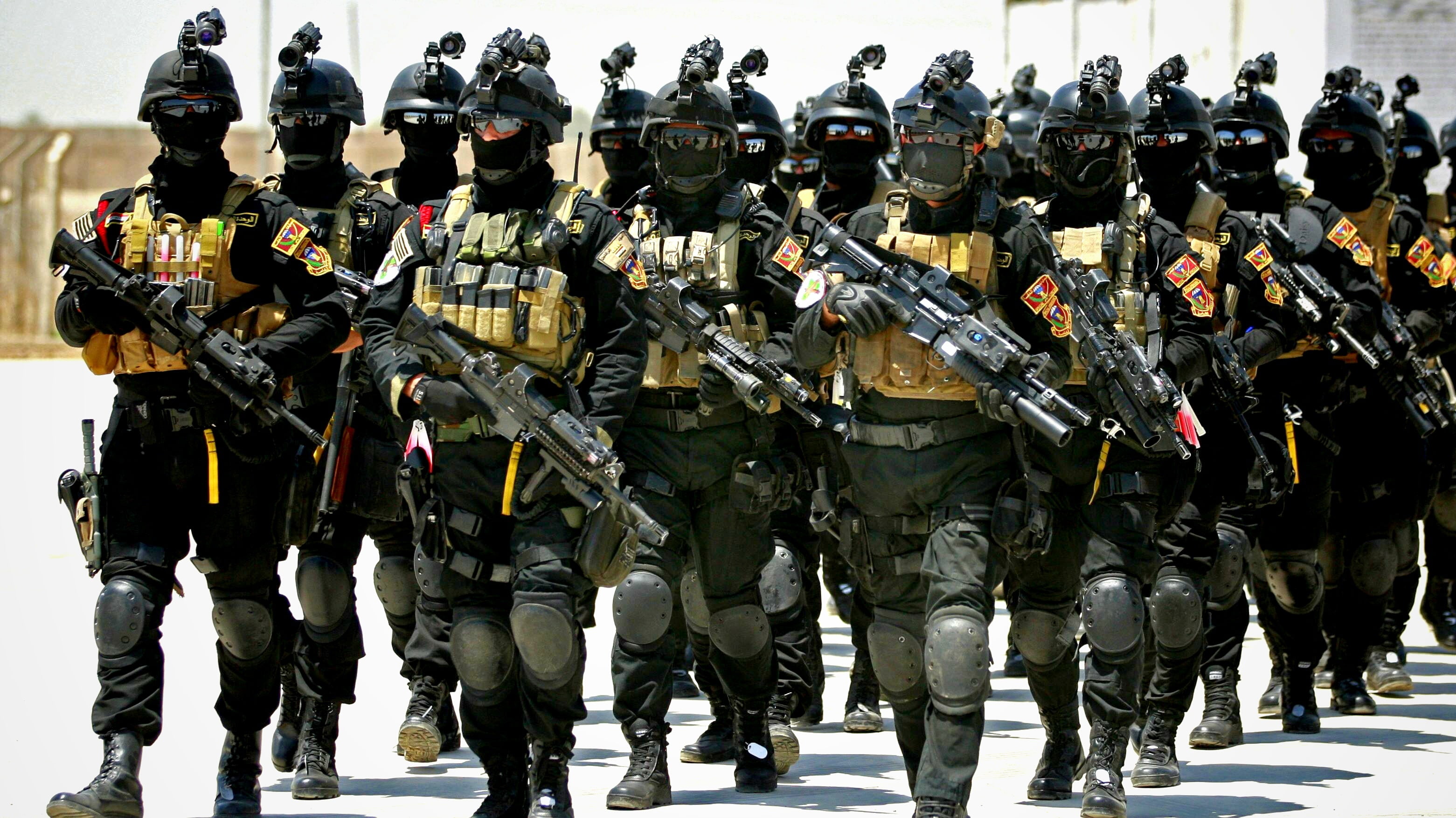 uniform, weapon, gun, weapons, middle East, standing, soldiers, Iraqi Special Operations Forces, military parade, army Soldier, Iraq, day, military uniform, HD Wallpaper
