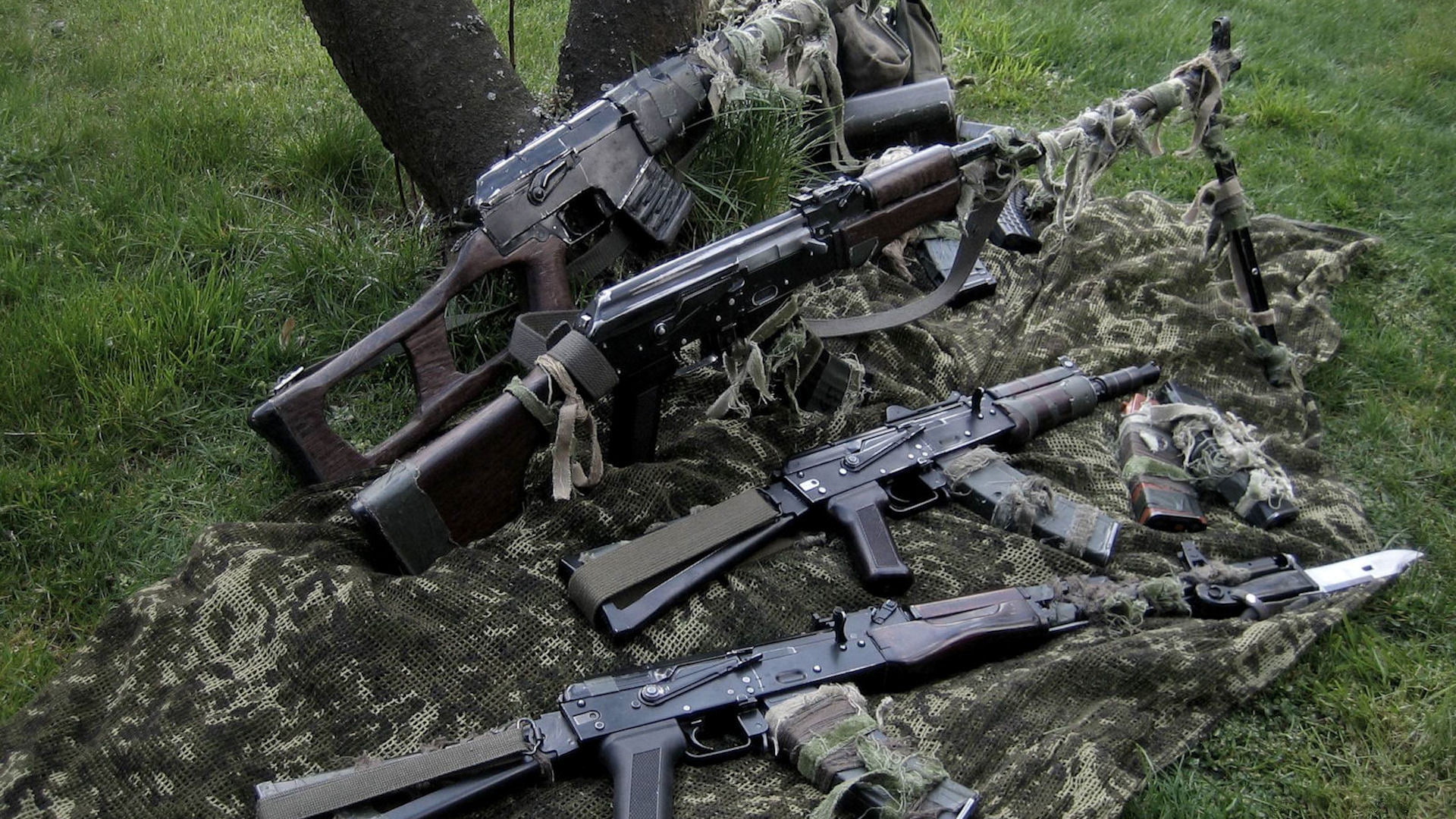 war, battlefield, mode of transportation, special sniper rifle, nature, aggression, tree, aiming, VSS, green color, security, Vintorez, ammunition, rifle, HD Wallpaper