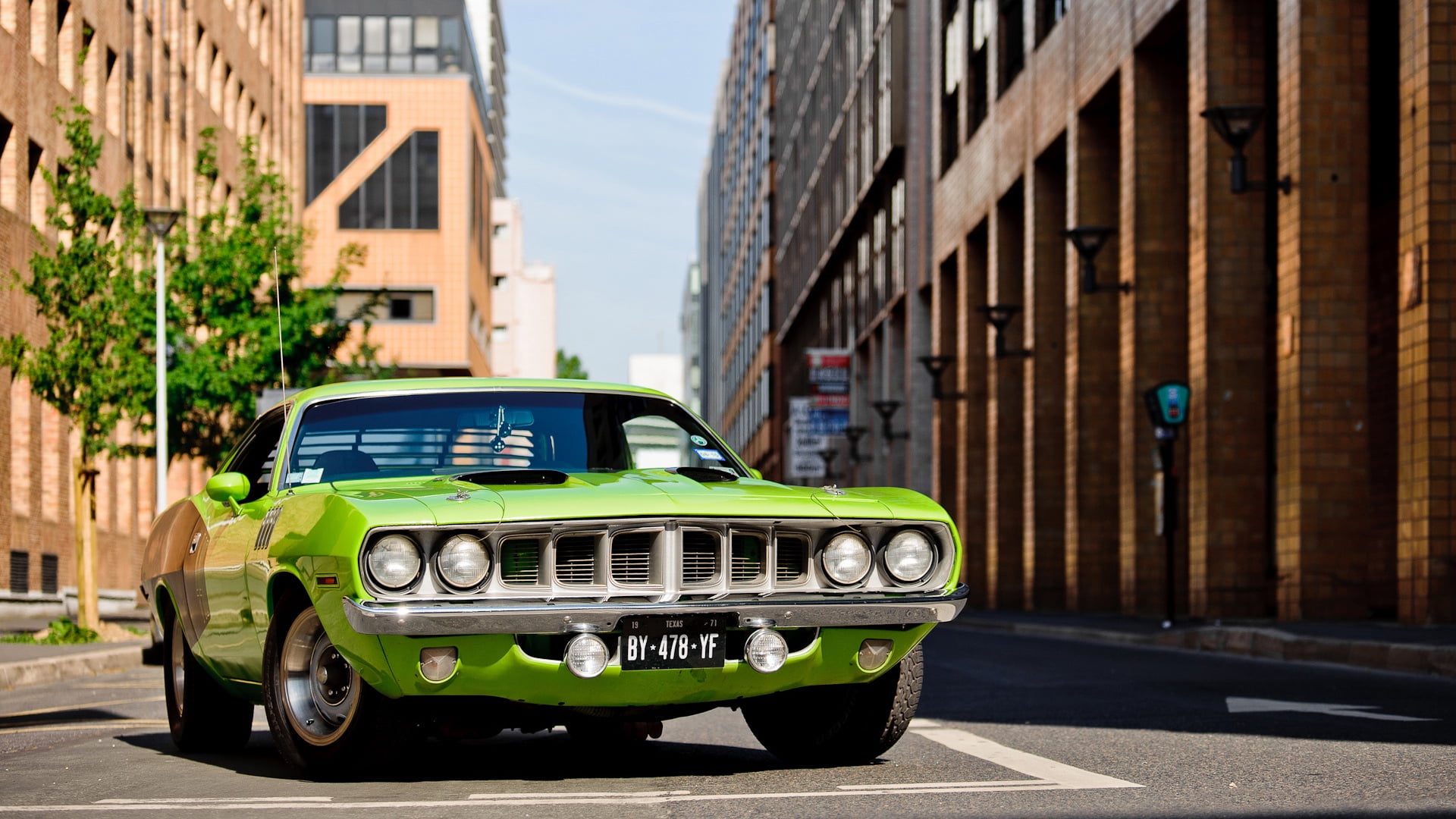 car, city Life, uSA, chrome, classic, architecture, retro Styled, vintage Car, cuban Culture, land Vehicle, motor vehicle, antique, day, urban Scene, sunlight, HD Wallpaper