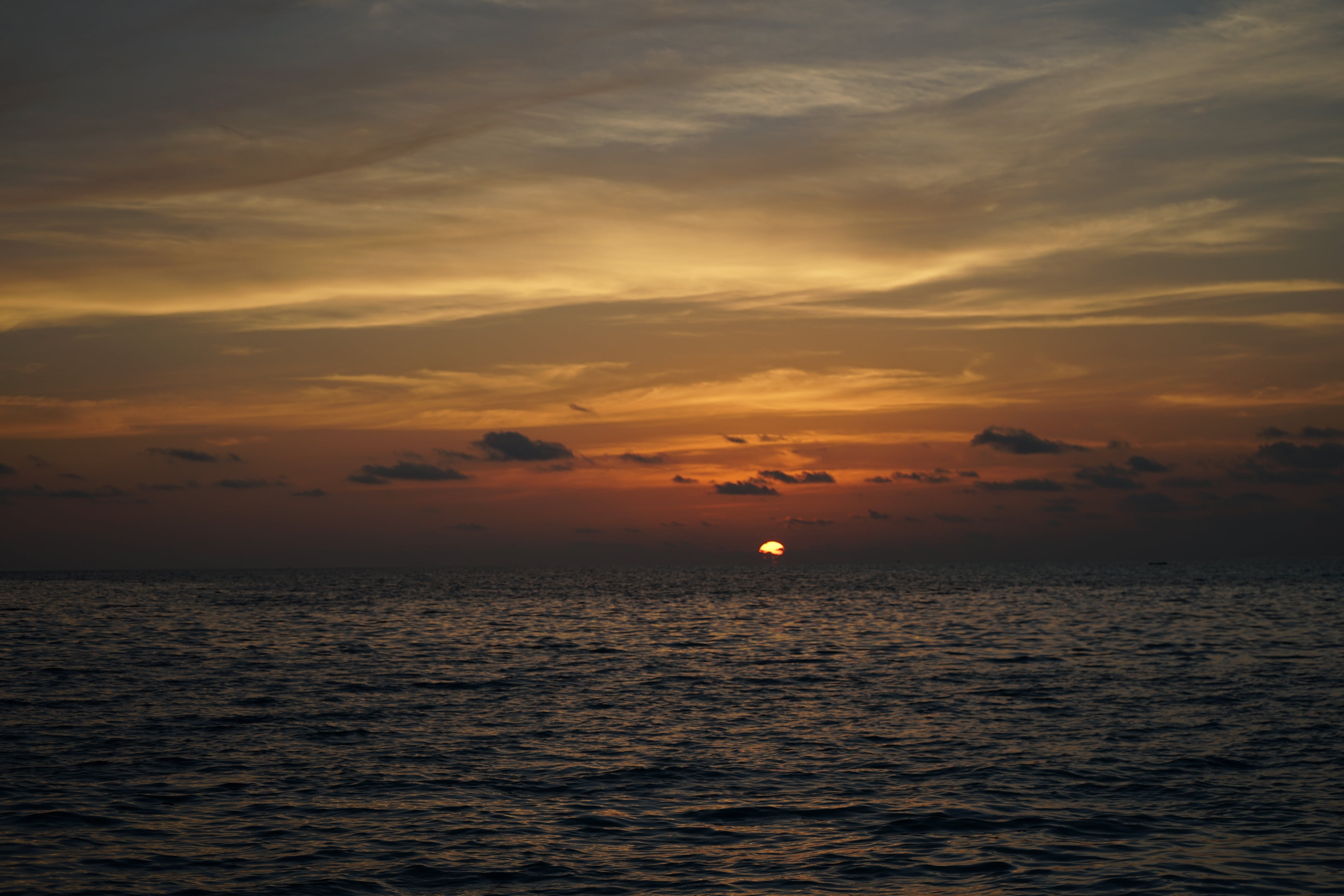 scenics, sky, tranquil scene, water, cloud - sky, body, scenics - nature, bella our day, to be, outdoors, rippled, solar, nature, idyllic, song to the sea, HD Wallpaper