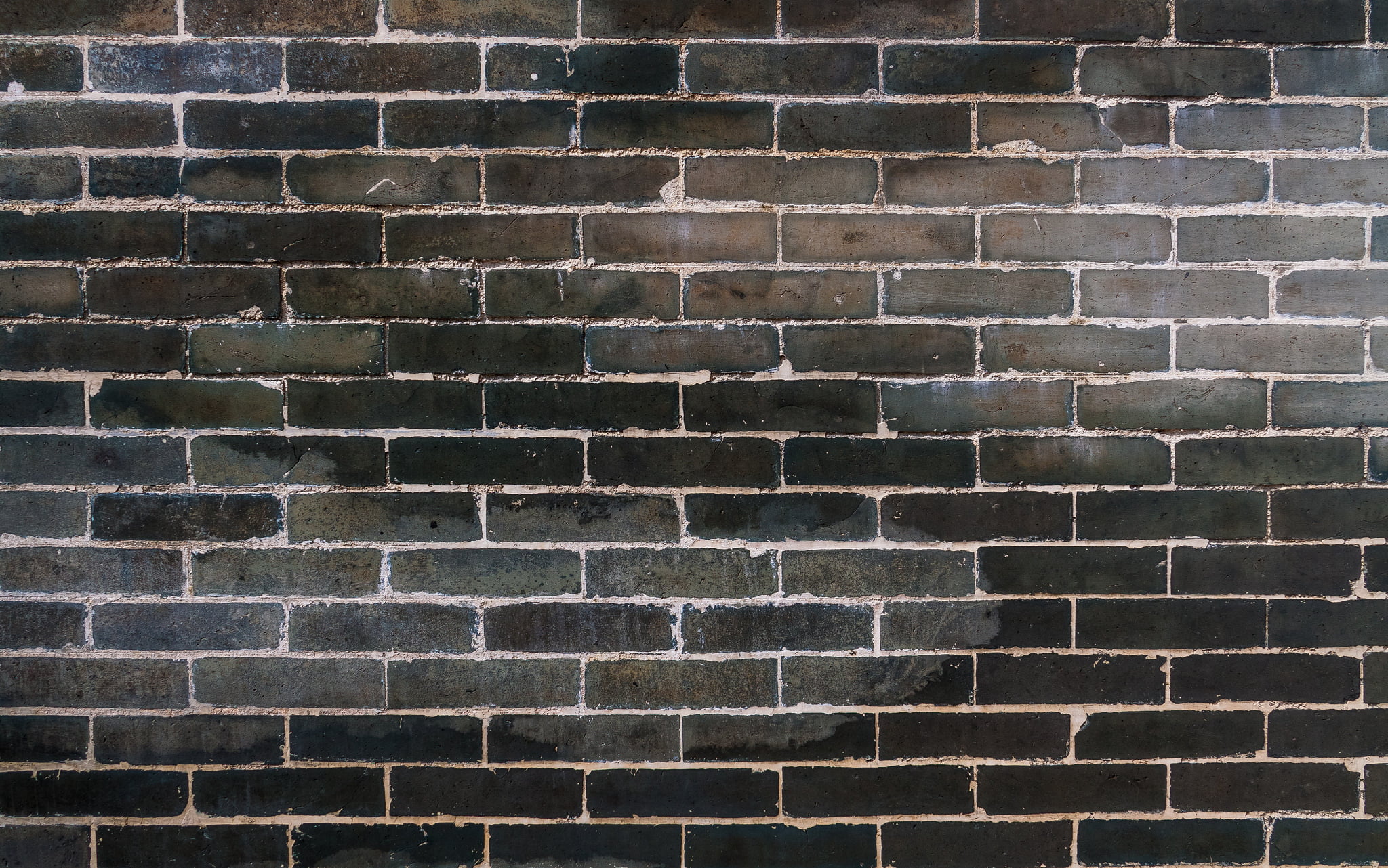 outdoors, 1080P, black, no people, background, old, architecture, sunlight, texture, day, building exterior, brick wall, wall - building feature, concrete, HD Wallpaper