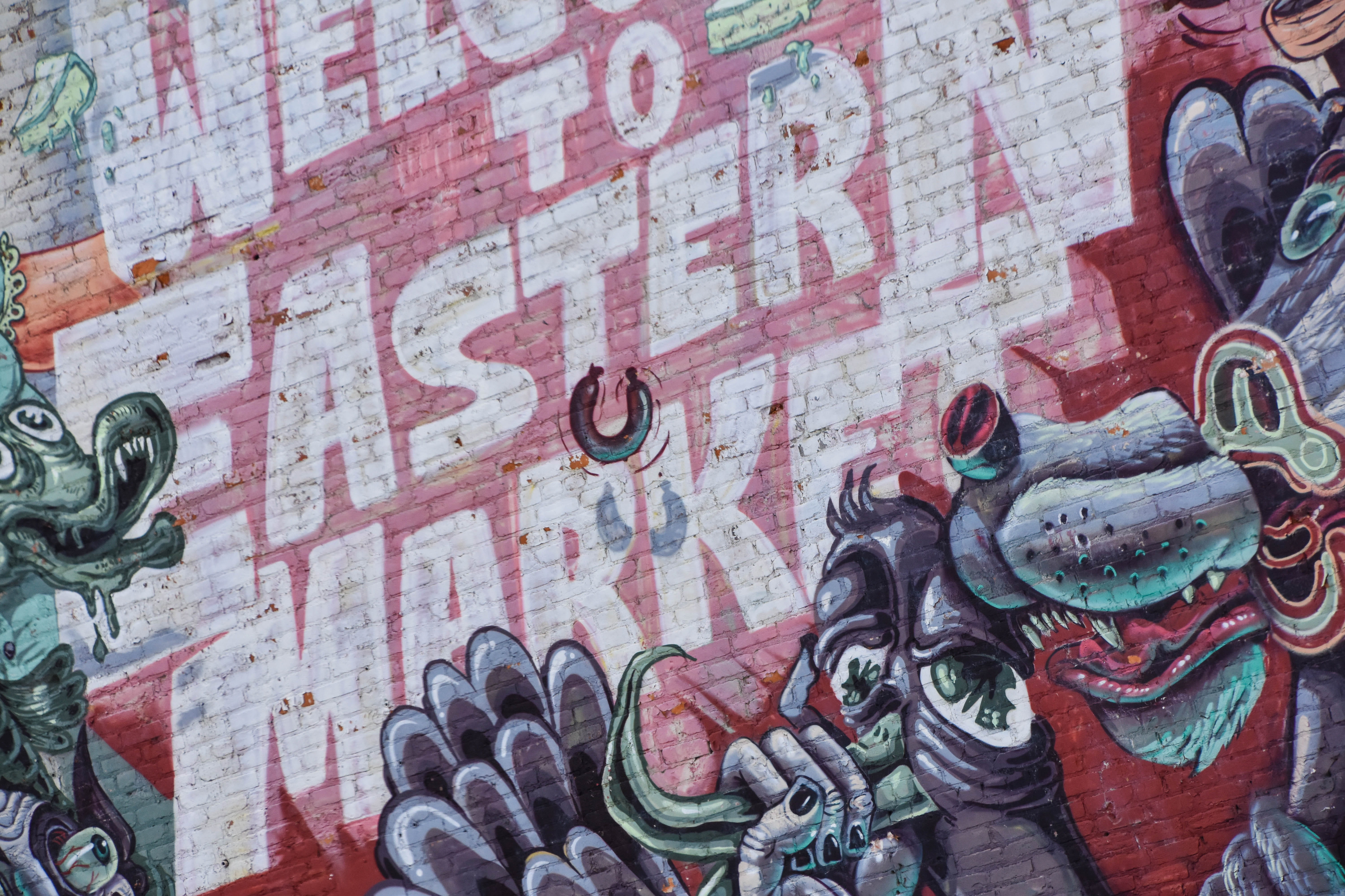 male likeness, wall - building feature, wall, graffiti, industrial, text, building, day, eastern market, architecture, creativity, sculpture, market, pintura urbana, HD Wallpaper