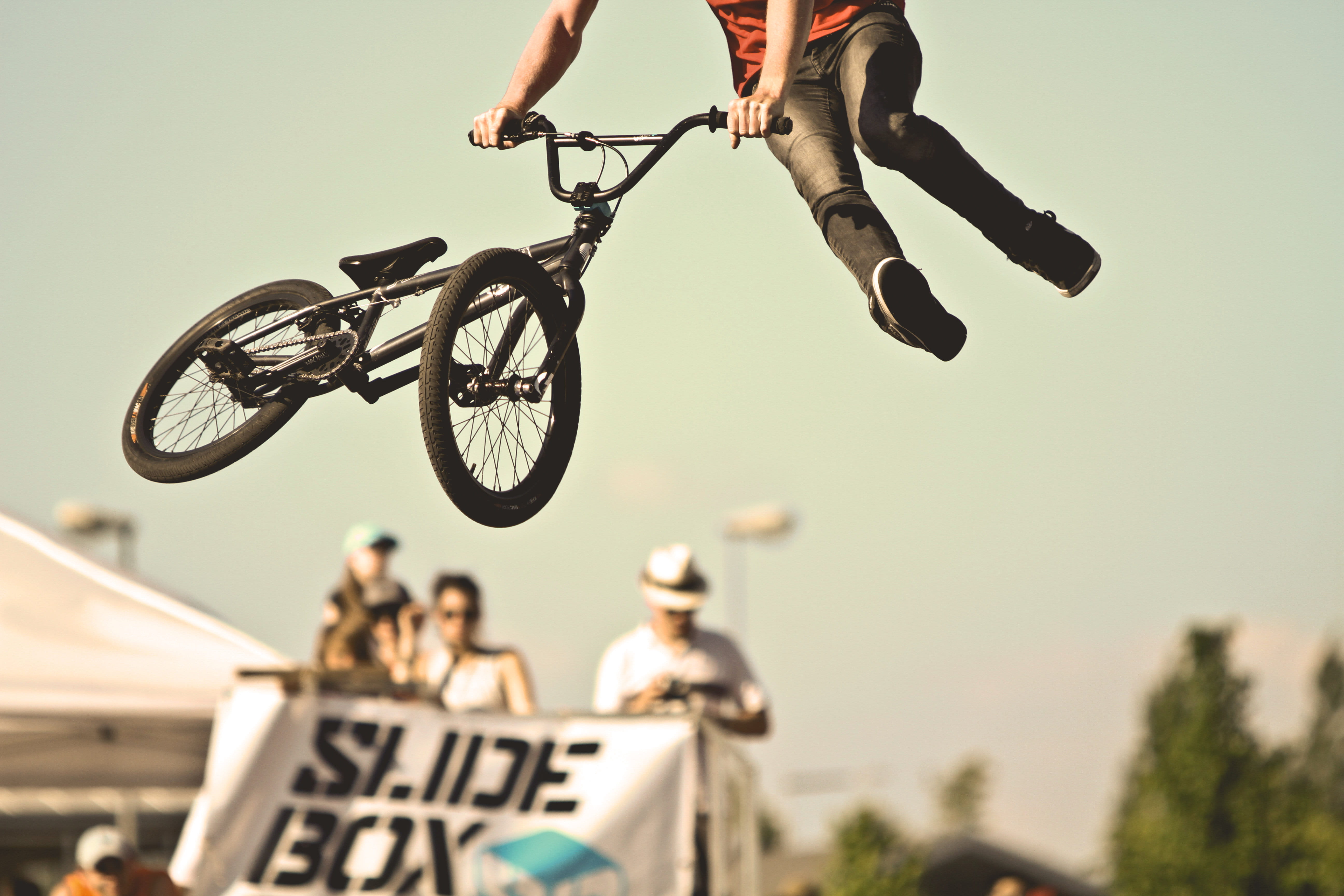 young adult, competition, nature, action, real people, day, flight, fun, 5K, tricks, adults only, group of people, people, top, men, performing, near, HD Wallpaper