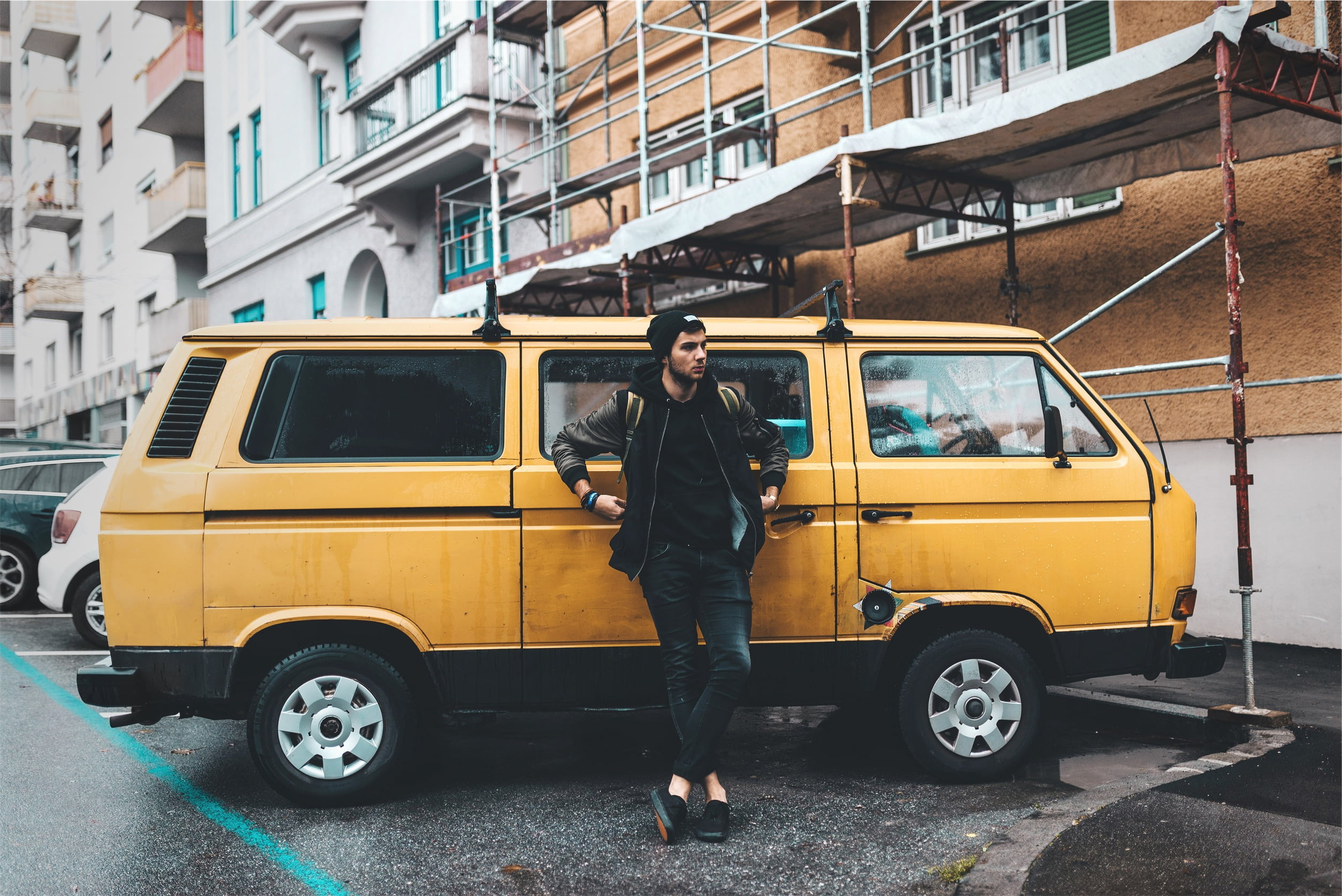 real people, full length, casual clothing, fashion, leisure activity, denim, city, mode of transportation, beige, leaning, young adult, day, guy, architecture, HD Wallpaper