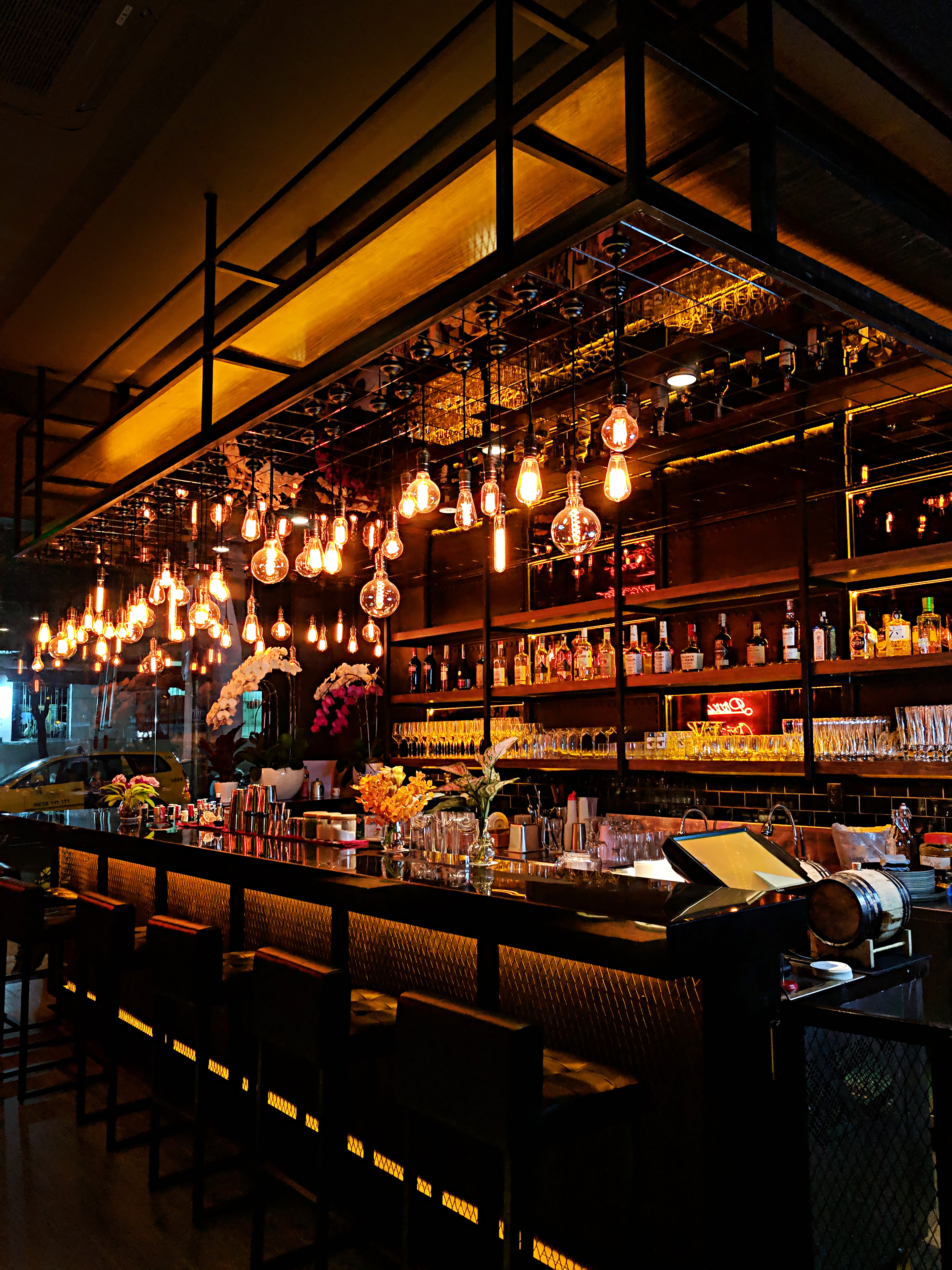 lights, wine, drink, interior bard, bar - drink establishment, no people, arrangement, filament, night, bar ledge, seat, modern design, lighting equipment, Phone HD Wallpaper