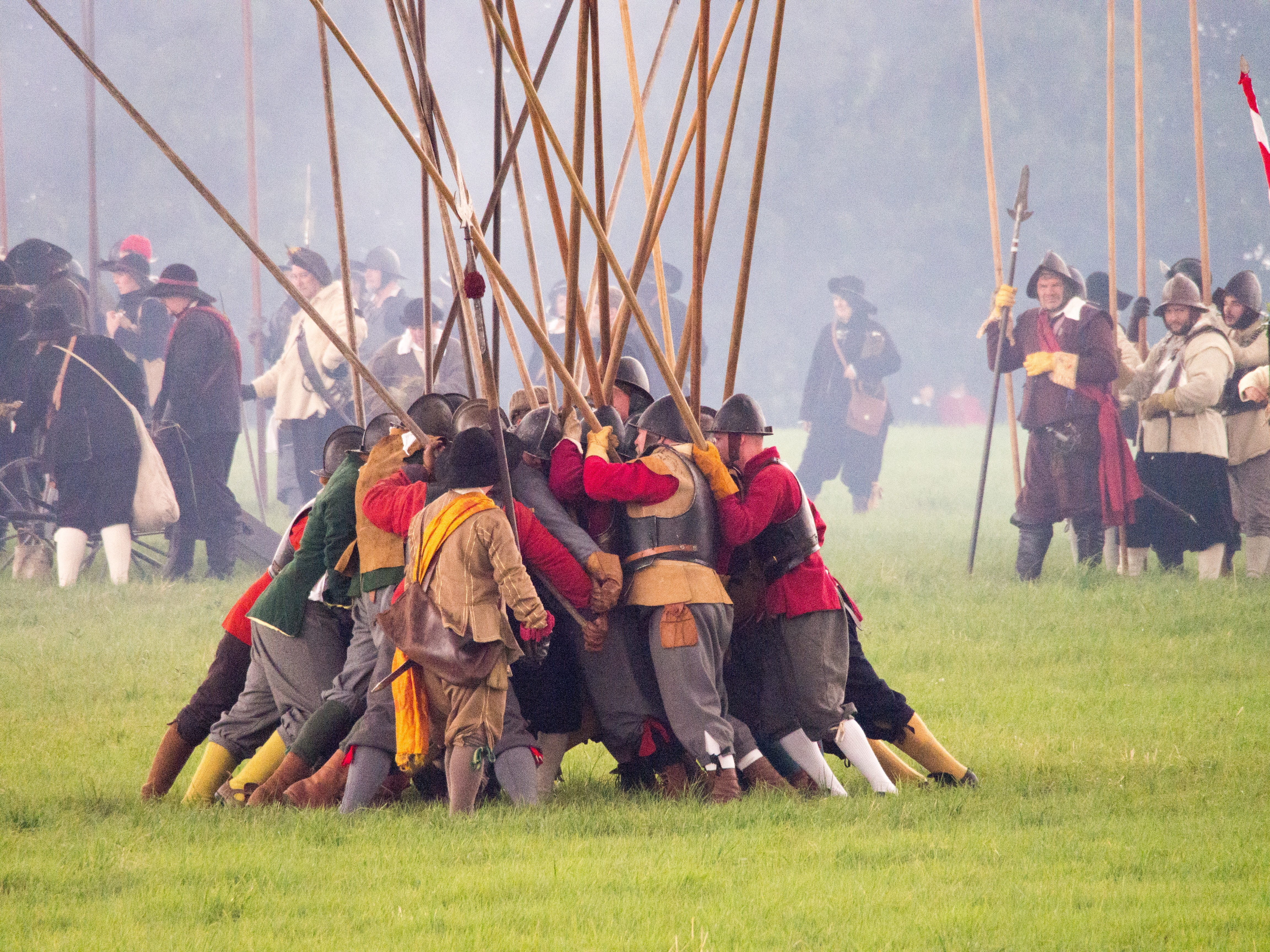 large group of people, army, sky, day, Soldier, english civil war, battlefield, mid adult, men, adult, group, full length, people, outdoors, land, Artillery, HD Wallpaper