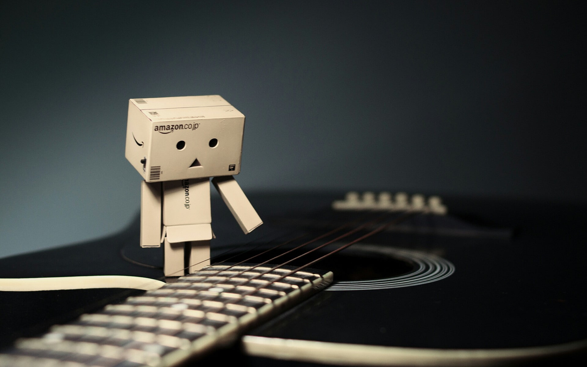 fretboard, arts culture and entertainment, computer, close-up, musical instrument string, still life, music, Danbo, selective focus, musical instrument, HD Wallpaper