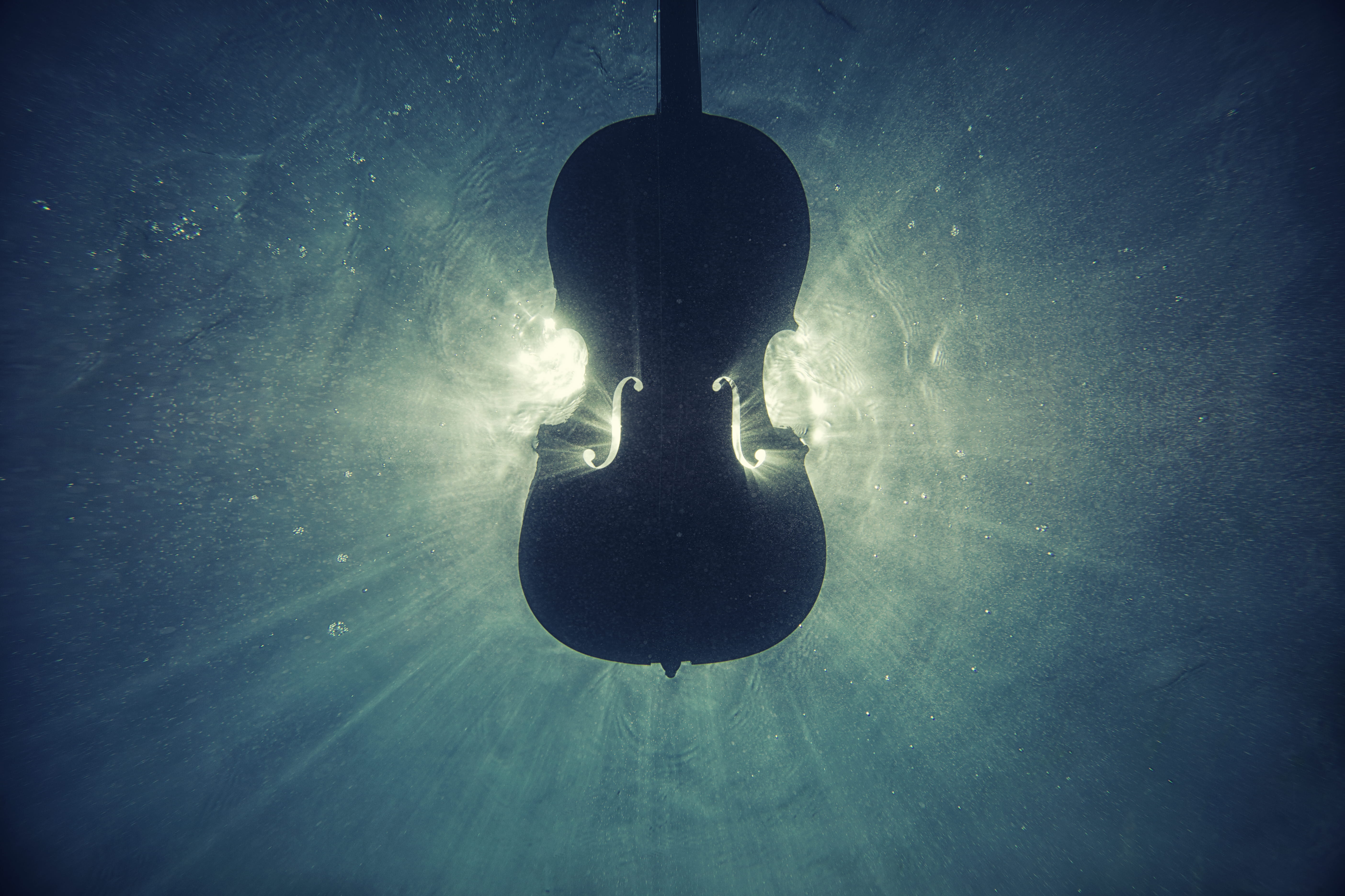 sea, silhouette, people, underwater, violin, music, musical instrument, 5K, light Bulb, chello, imagination, digital, backgrounds, innovation, sun, inspiration, HD Wallpaper