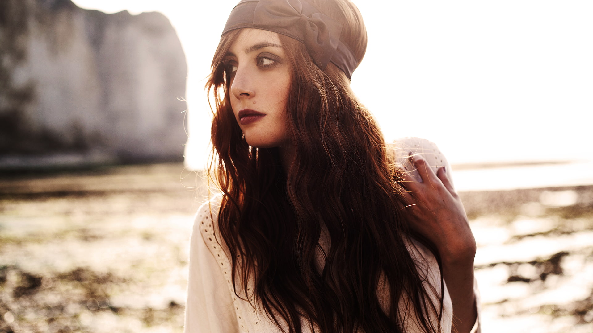 women, brunette, face, 1080P, head band, looking away, HD Wallpaper