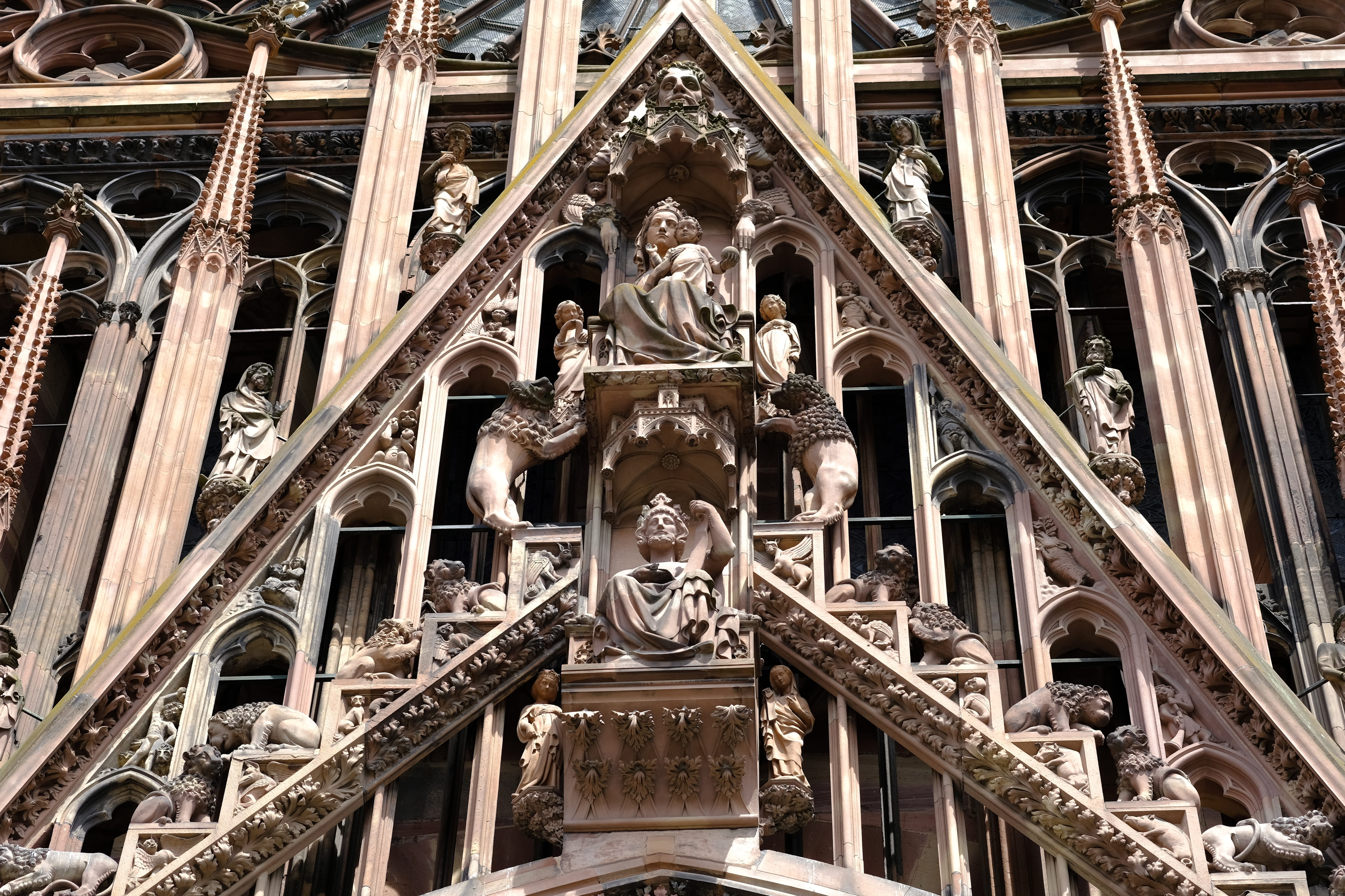 antiquity, human representation, face, place of worship, classical, strasbourg, imposing, travel, craft, head, catholic, rock carving, figures, sculpture, HD Wallpaper