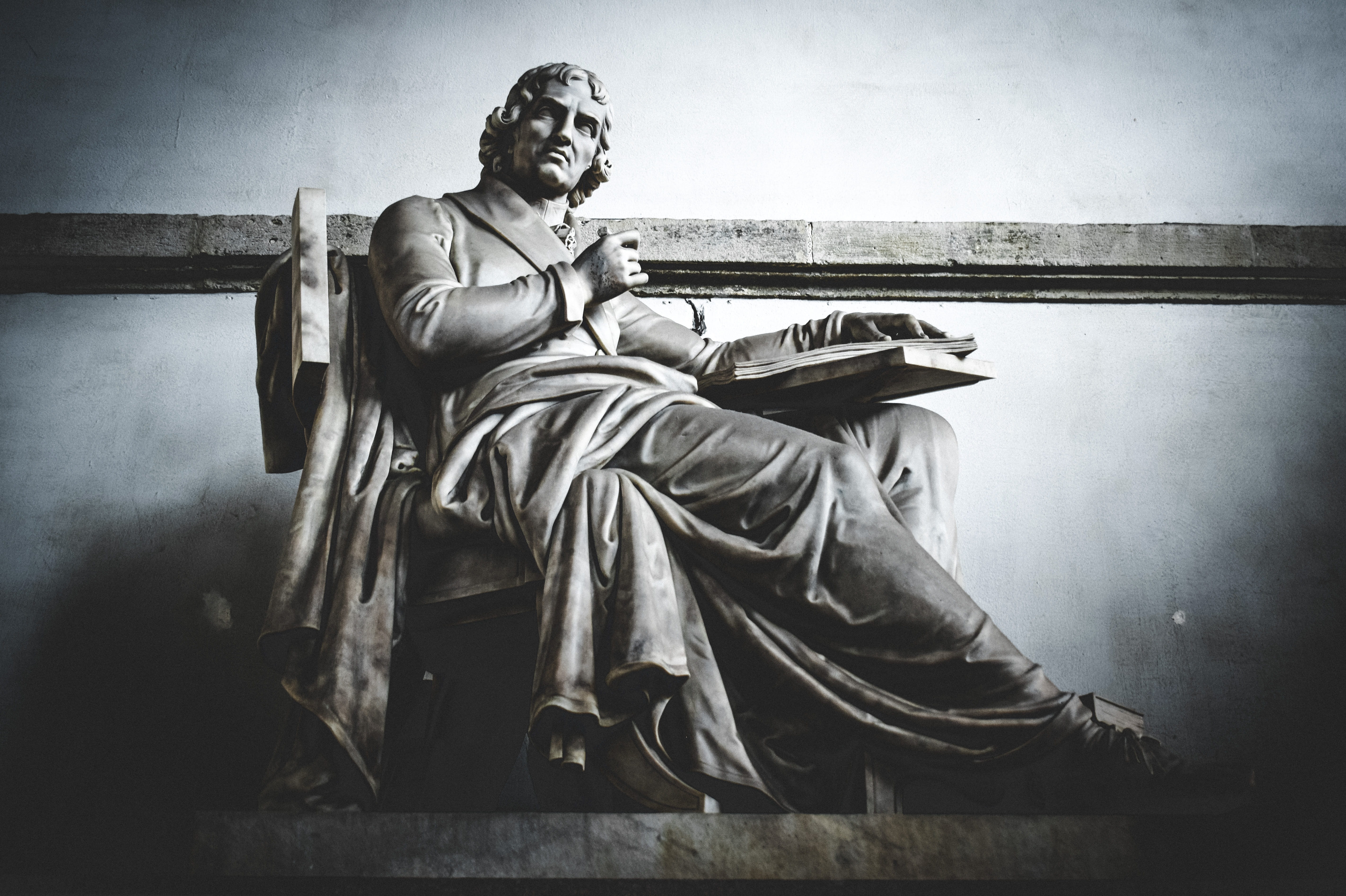 sculpture, adult, chair, leisure activity, marble, giuseppe parini, day, casual clothing, men, full length, poet, seat, lifestyles, sitting, relaxation, HD Wallpaper
