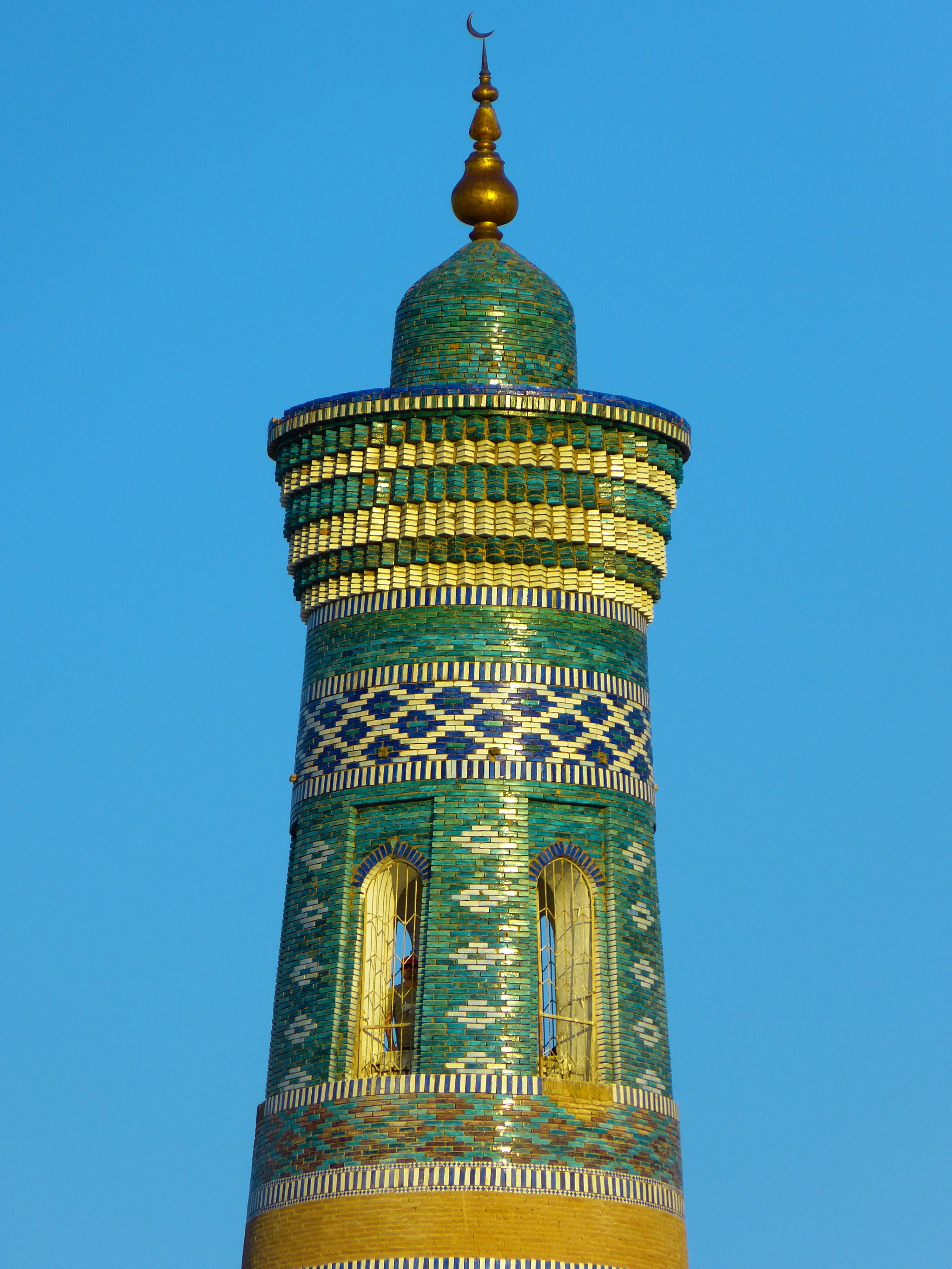 sky, minaret, uzbekistan, clear sky, islam, place of worship, chodja islam minaret, low angle view, nature, travel destinations, architecture, built structure, Phone HD Wallpaper