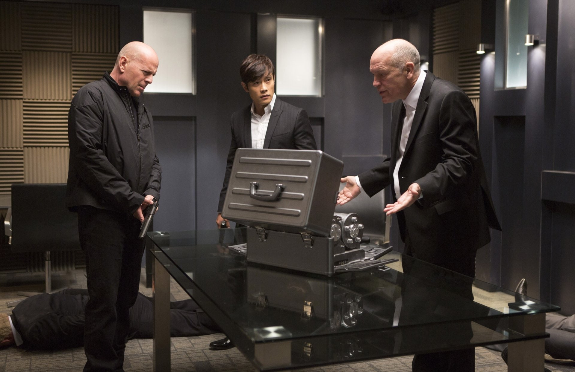 Frank Moses, Han Cho Bai, Marvin Boggs, Lee Byung-hun, Movie, John Malkovich, 1080P, RED 2, Bruce Willis, HD Wallpaper