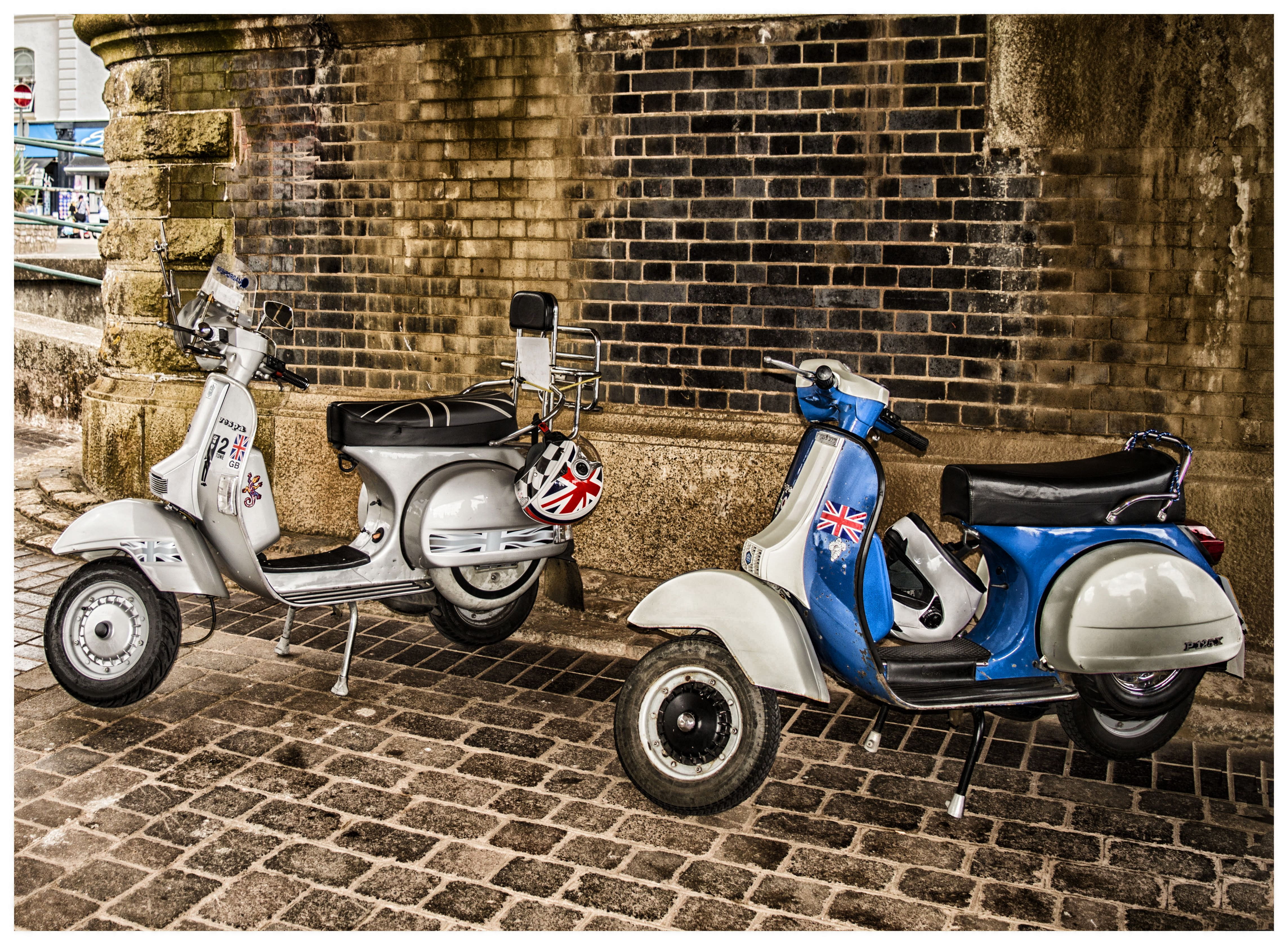 no people, moped, wall - building feature, style, luxury, architecture, built structure, helmet, wall, urban, transfer print, stationary, day, bricks, vintage, HD Wallpaper