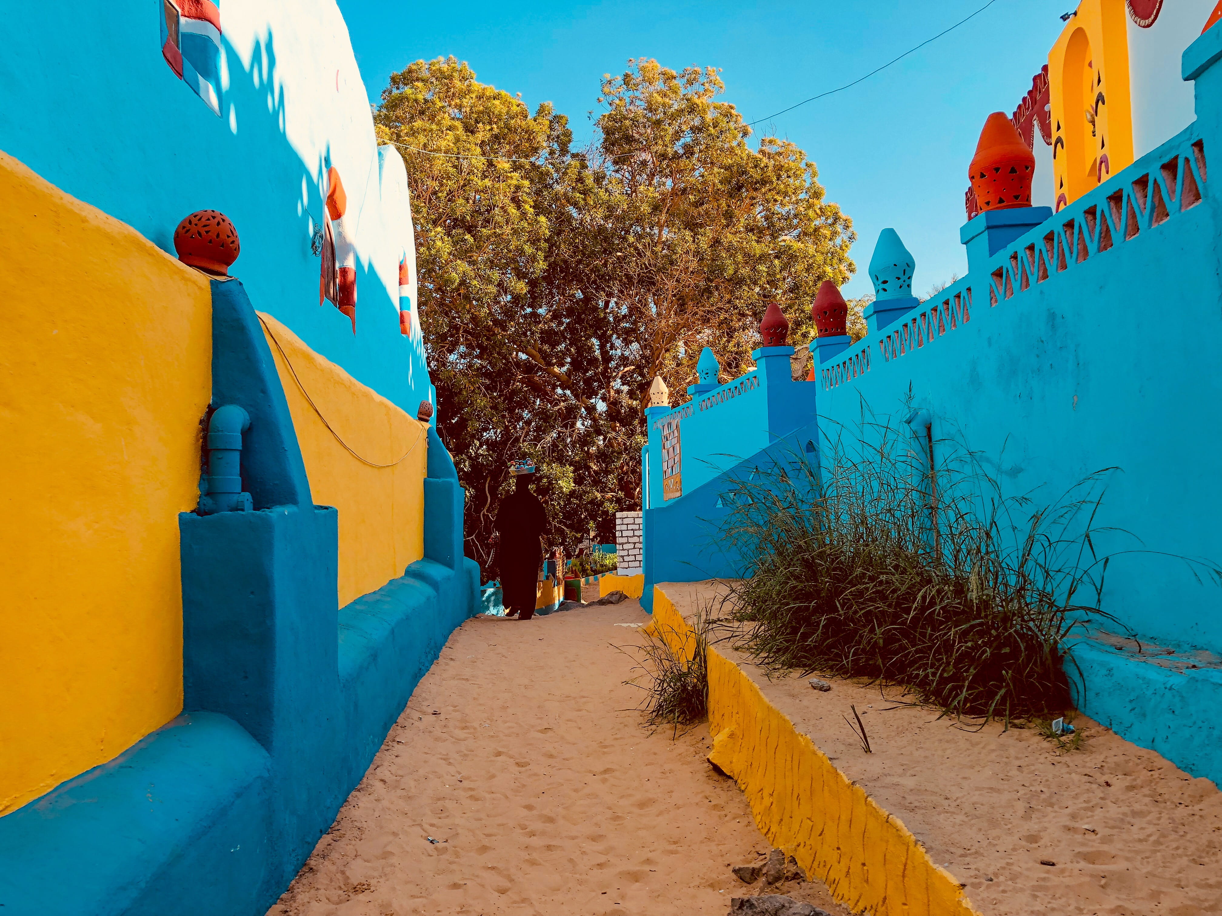 outdoor, nature, outdoors, incidental people, day, painted, town, path, toy, building exterior, shack, 4K, exterior, the way forward, blue, footpath, near, HD Wallpaper