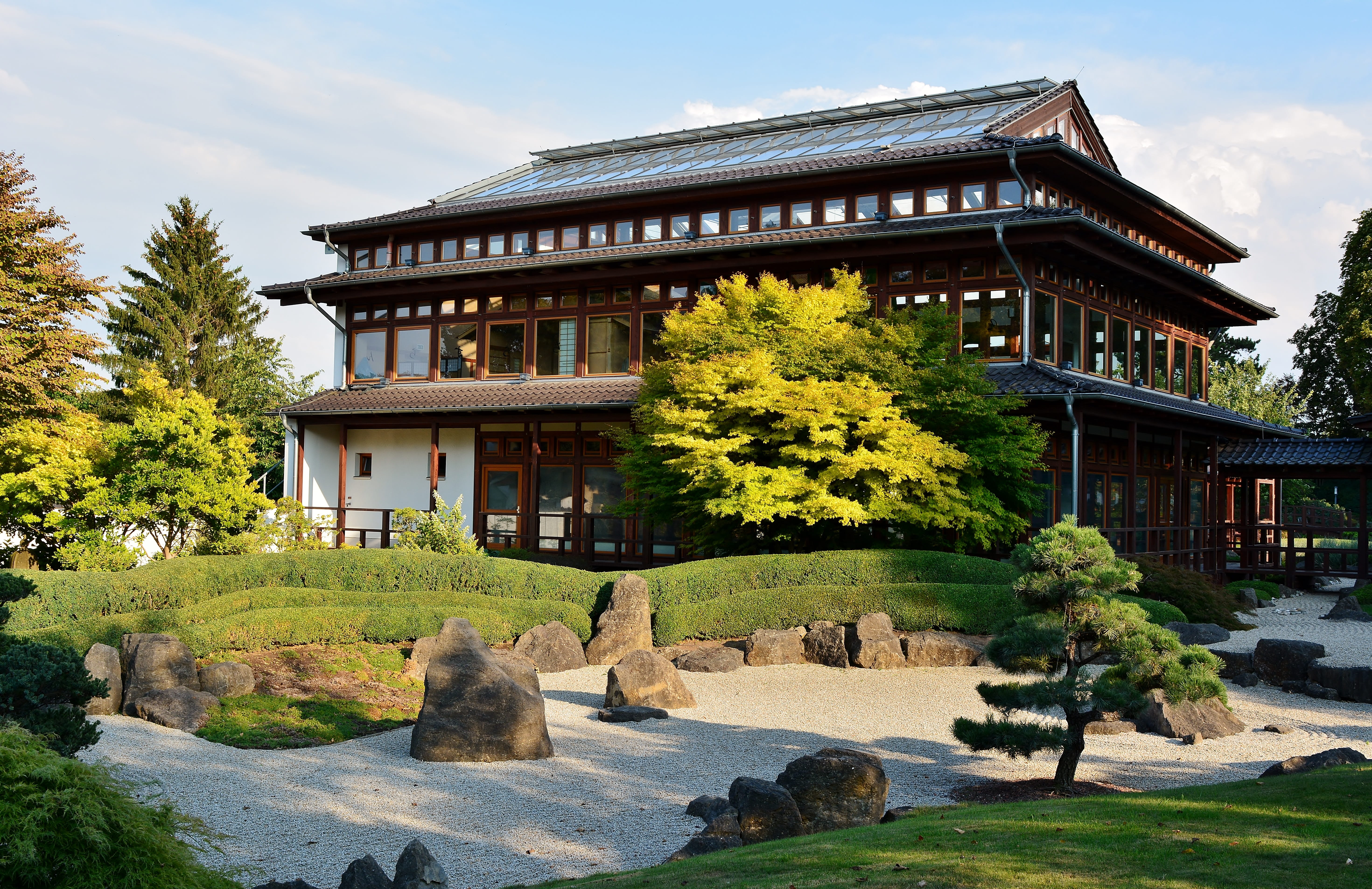 sky, water, outdoors, formal garden, no people, tea house, plant, built structure, building exterior, day, rock - object, sunlight, growth, building, rock, HD Wallpaper