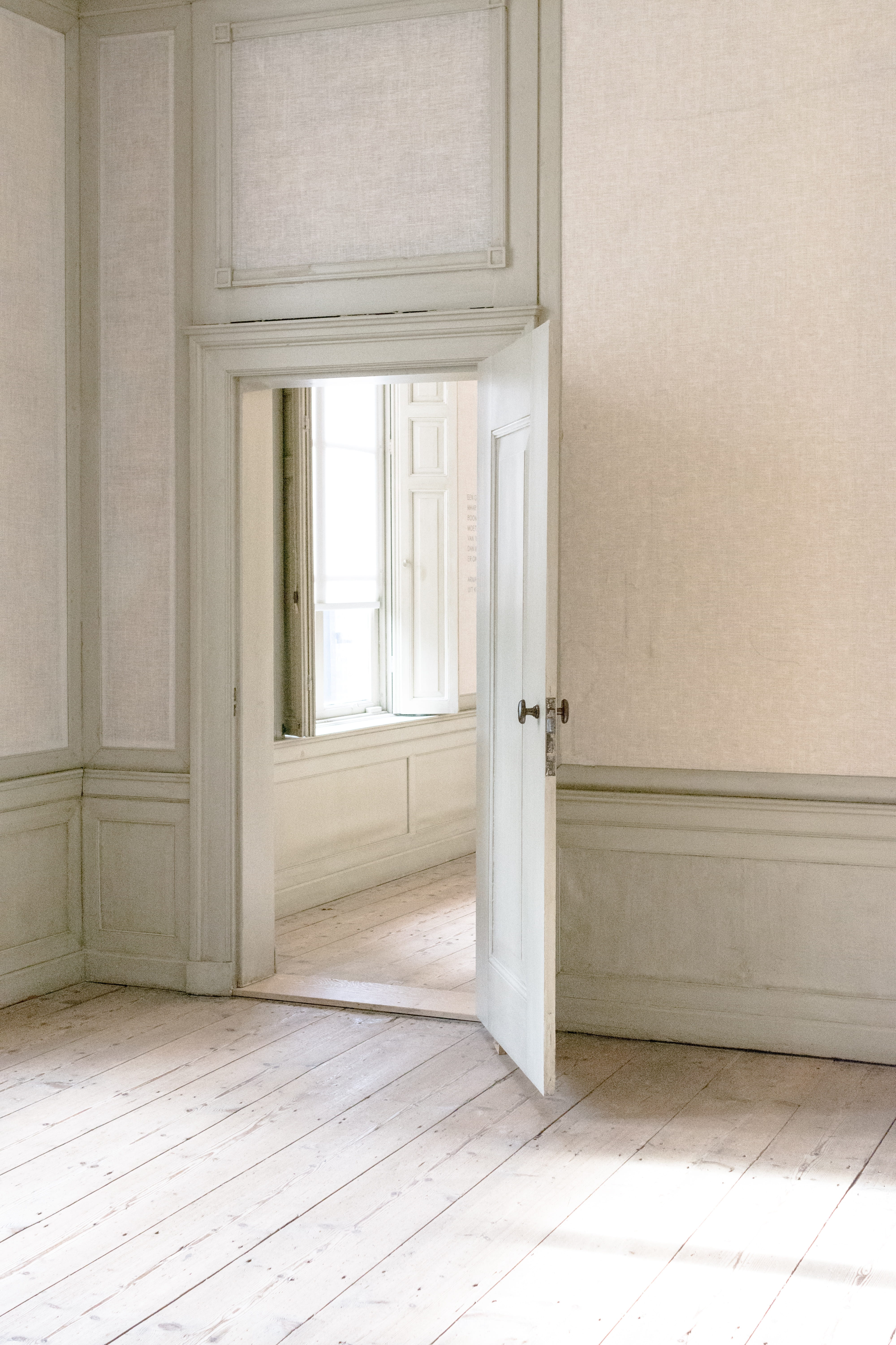 building, old house, walls, stone house, home, white color, holland, hardwood floor, old buildings, culture, house, wood, perspective, passage, style, old building, Phone HD Wallpaper