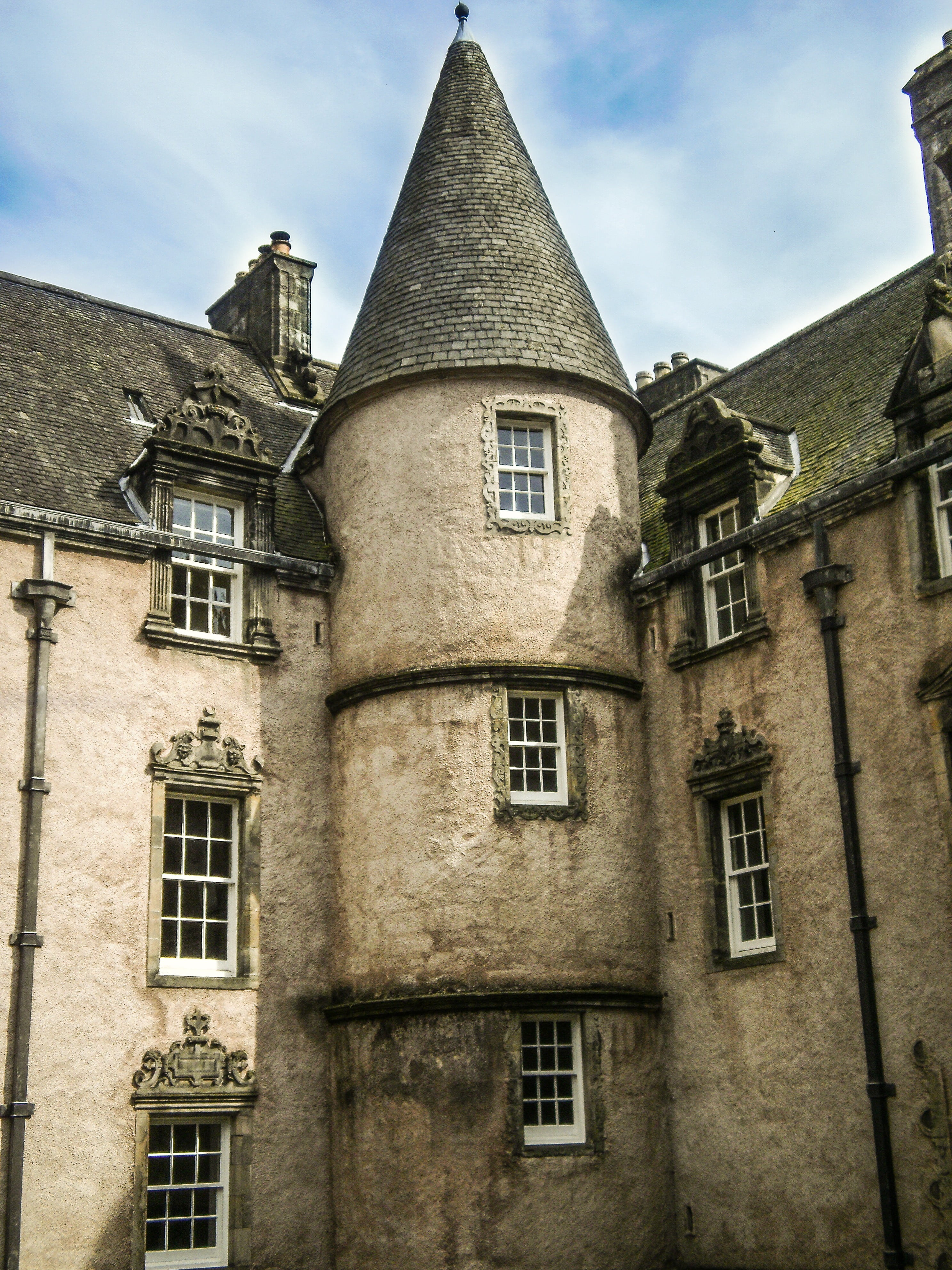 the past, no people, day, cloud - sky, building Exterior, sterling, window, built Structure, wall, place of worship, grey, uK, medieval, residential district, Phone HD Wallpaper
