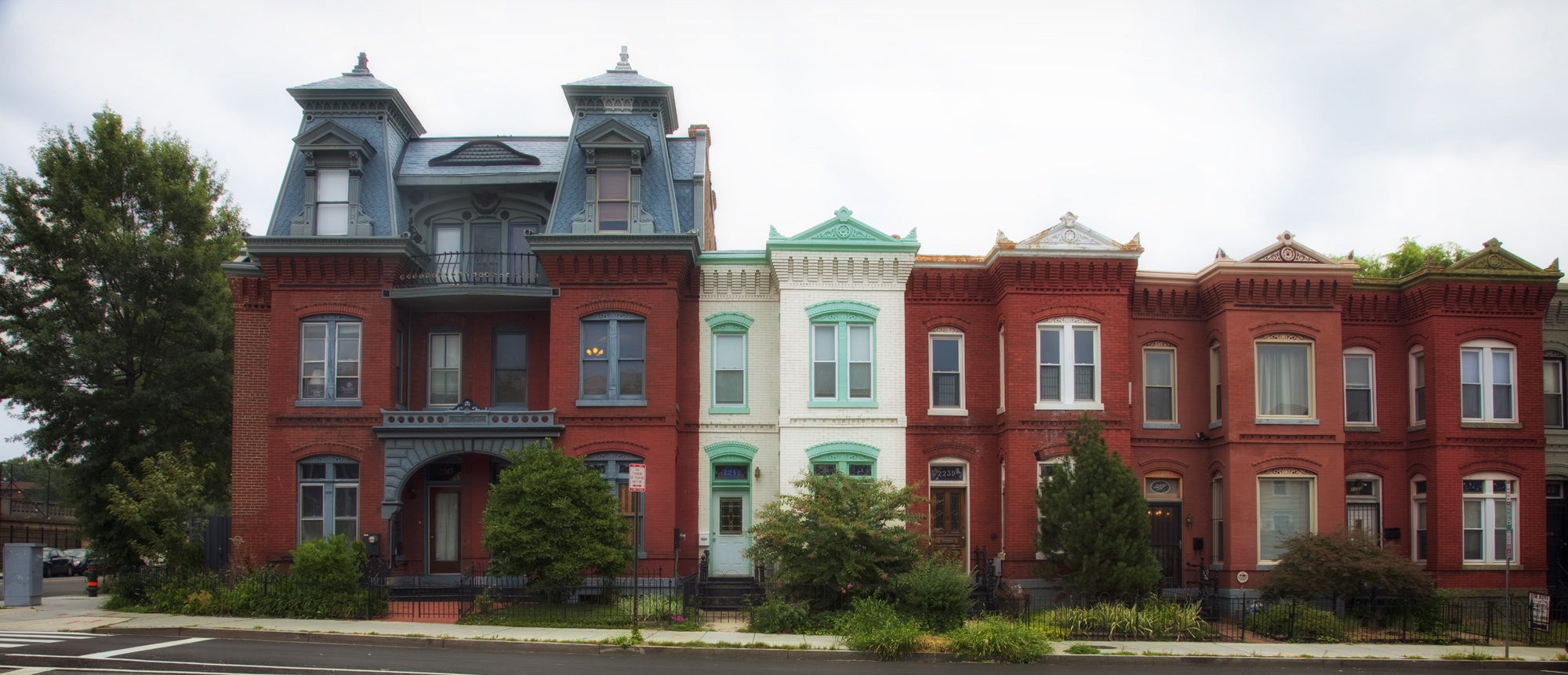 sky, architecture, facade, historic, cities, built structure, row houses, outdoors, building, home, nature, washington dc, 1080P, residential district, HD Wallpaper