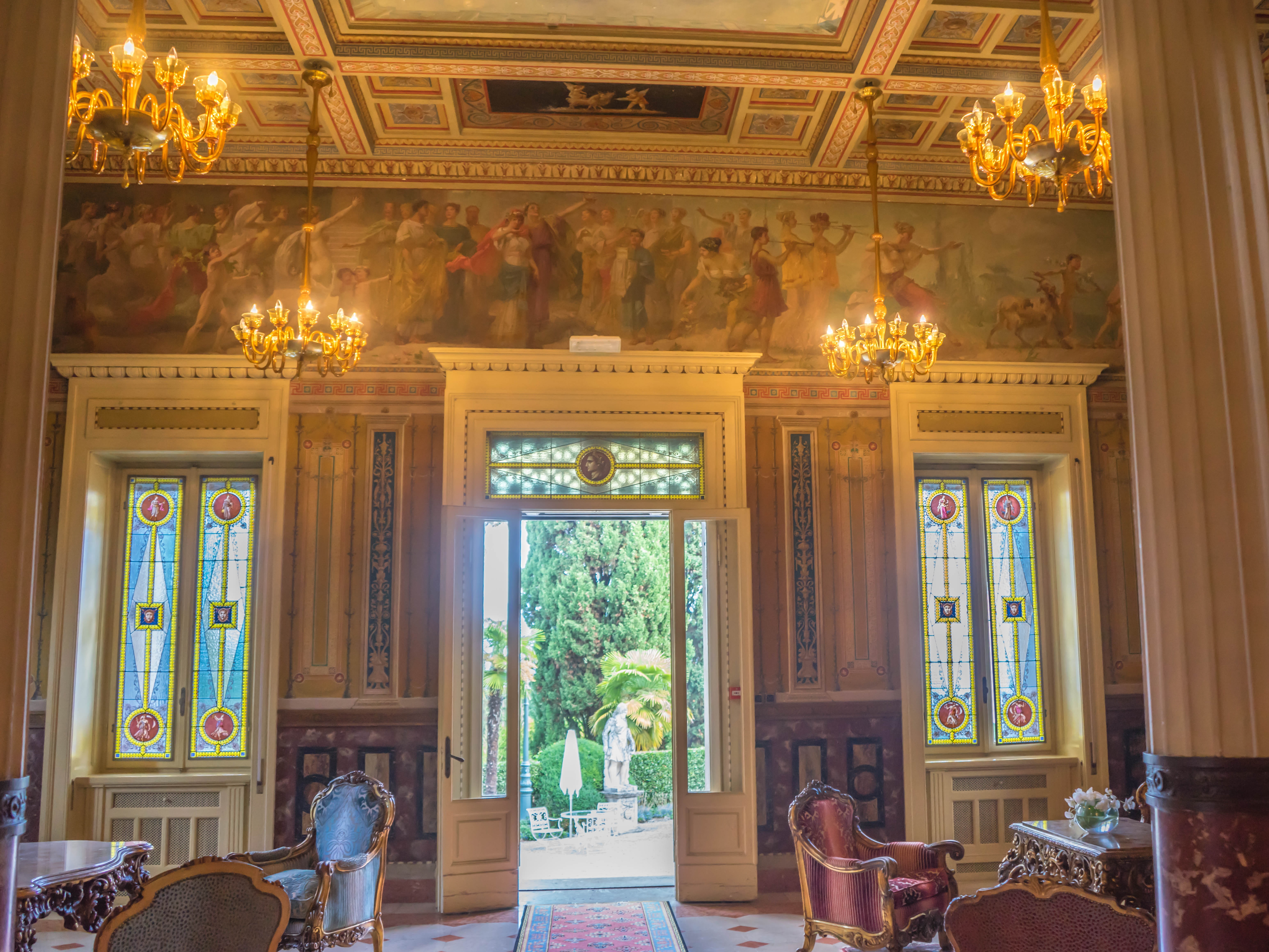 architecture, building, victorian, history, 5K, chandelier, ceiling, home, ornate, indoors, the past, no people, luxury, lighting equipment, door, wealth, HD Wallpaper