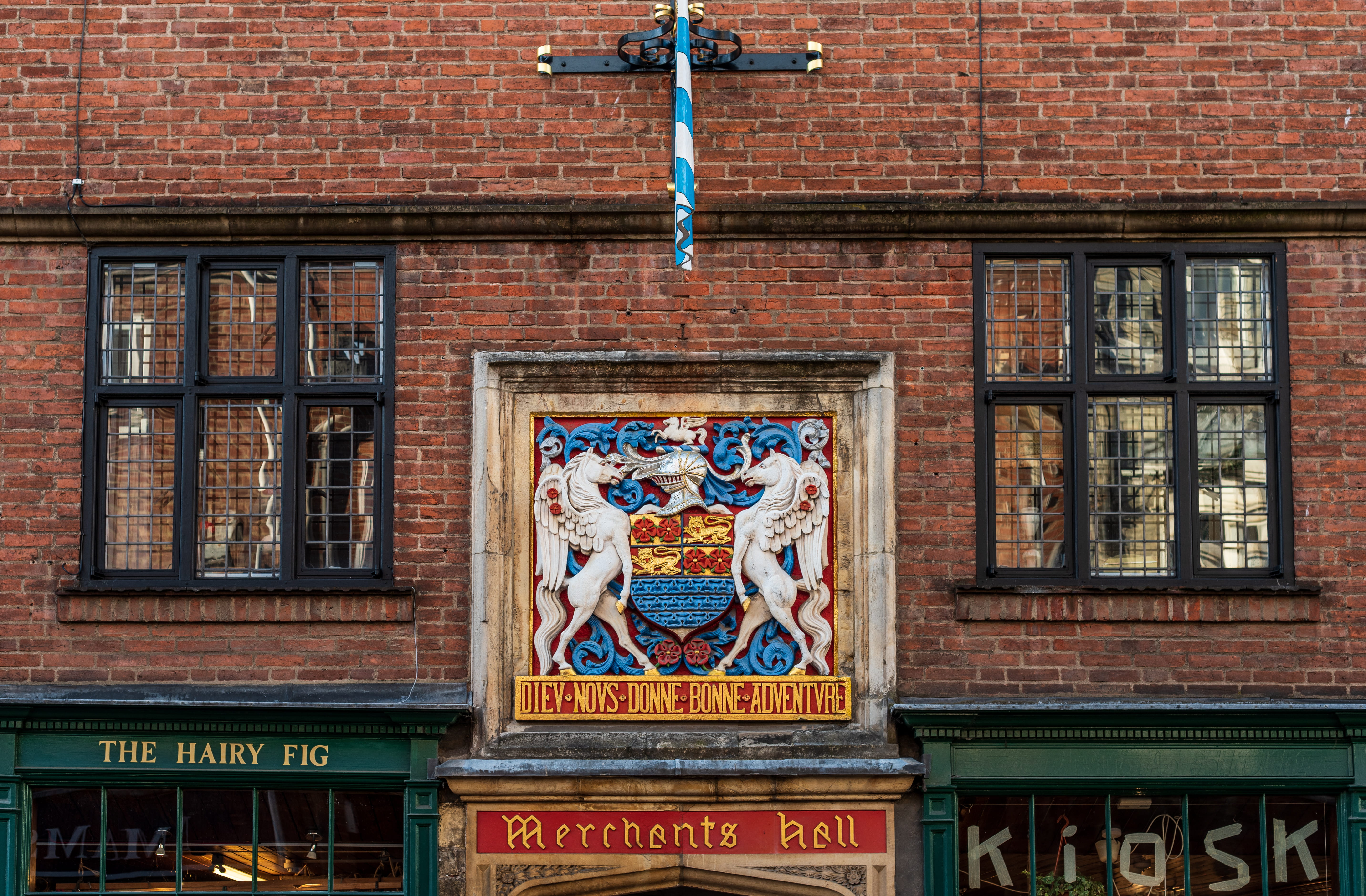 day, merchant adventurer, representation, tile, human representation, place of worship, symbol, building, low angle view, york, building exterior, text, HD Wallpaper