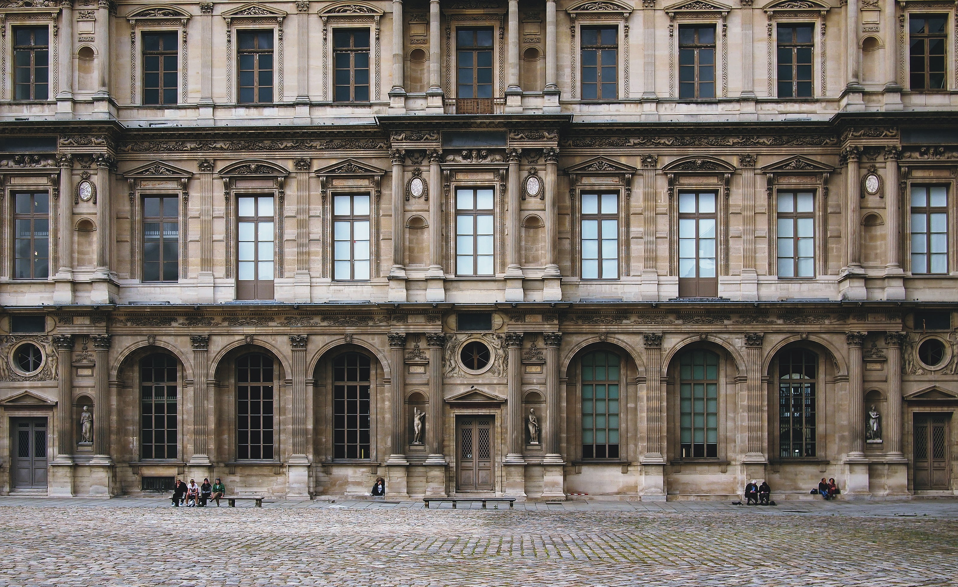 facade, european, street, arch, exterior, history, paris, concrete, incidental people, tourist, black, tourism, brown, travel, building, palace, landmark, HD Wallpaper