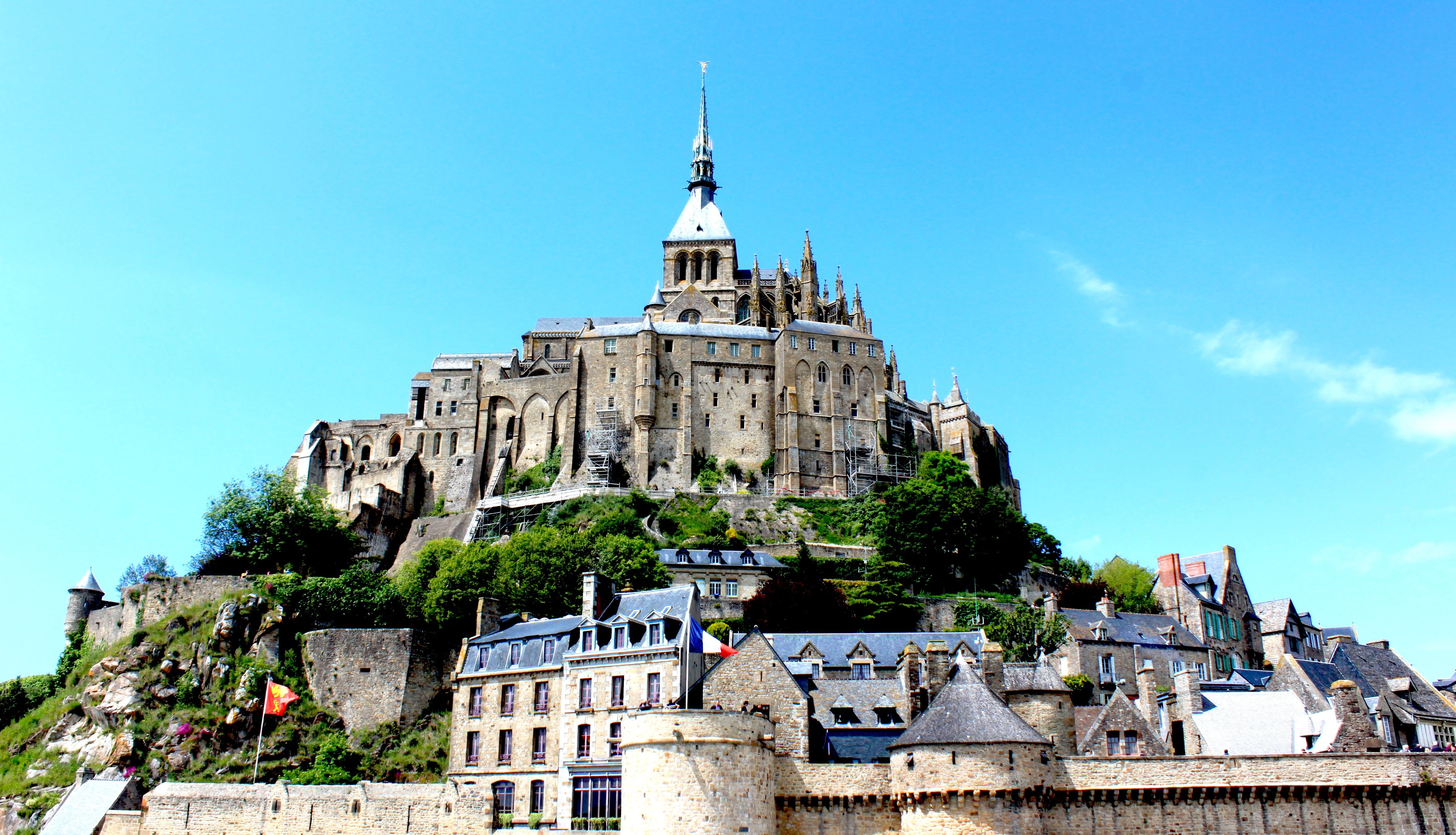 nature, france, concrete, brown, tourist, city, travel destinations, history, place of worship, landmark, the past, famous, normandy, day, castle, spire, HD Wallpaper