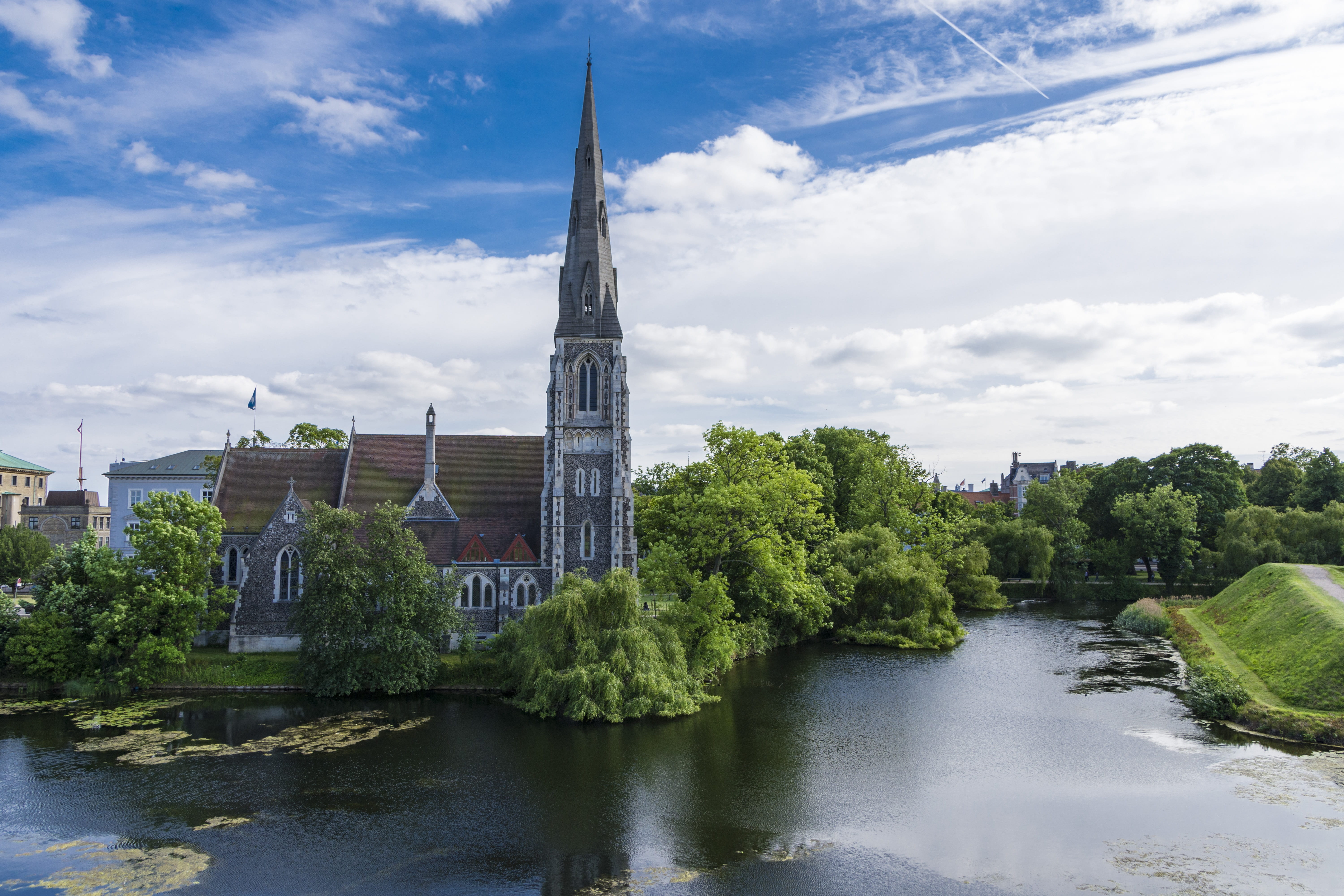 river, concrete, copenhagen, outdoors, cloud - sky, architecture, sky, tree, religion, nature, building, city, museum, brown, town, daytime, place of worship, HD Wallpaper