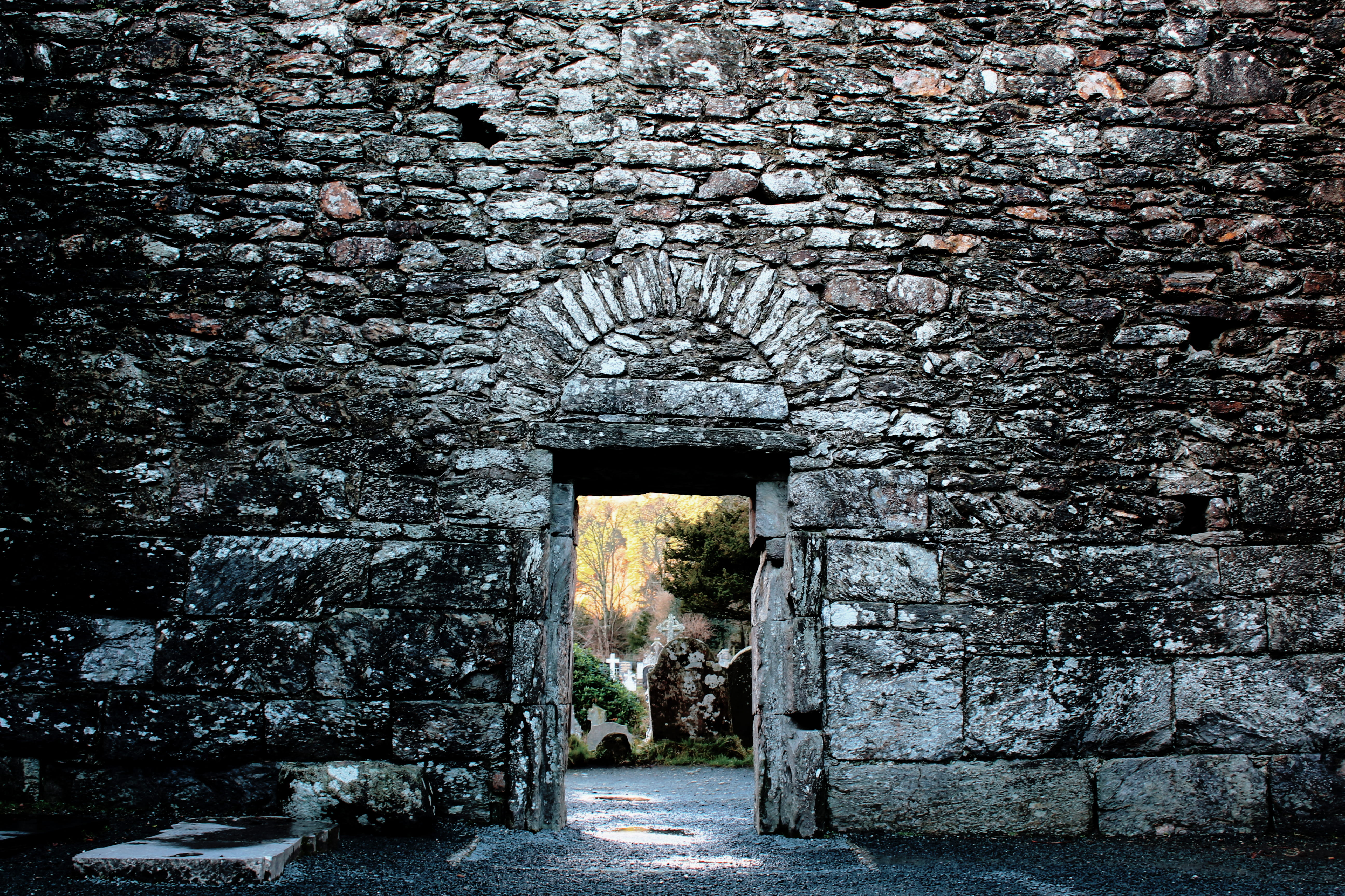 graveyard, deterioration, history, ireland, weathered, glendalough, old church, door, abandoned, day, stones, building, grave, glendalough monastic site, HD Wallpaper