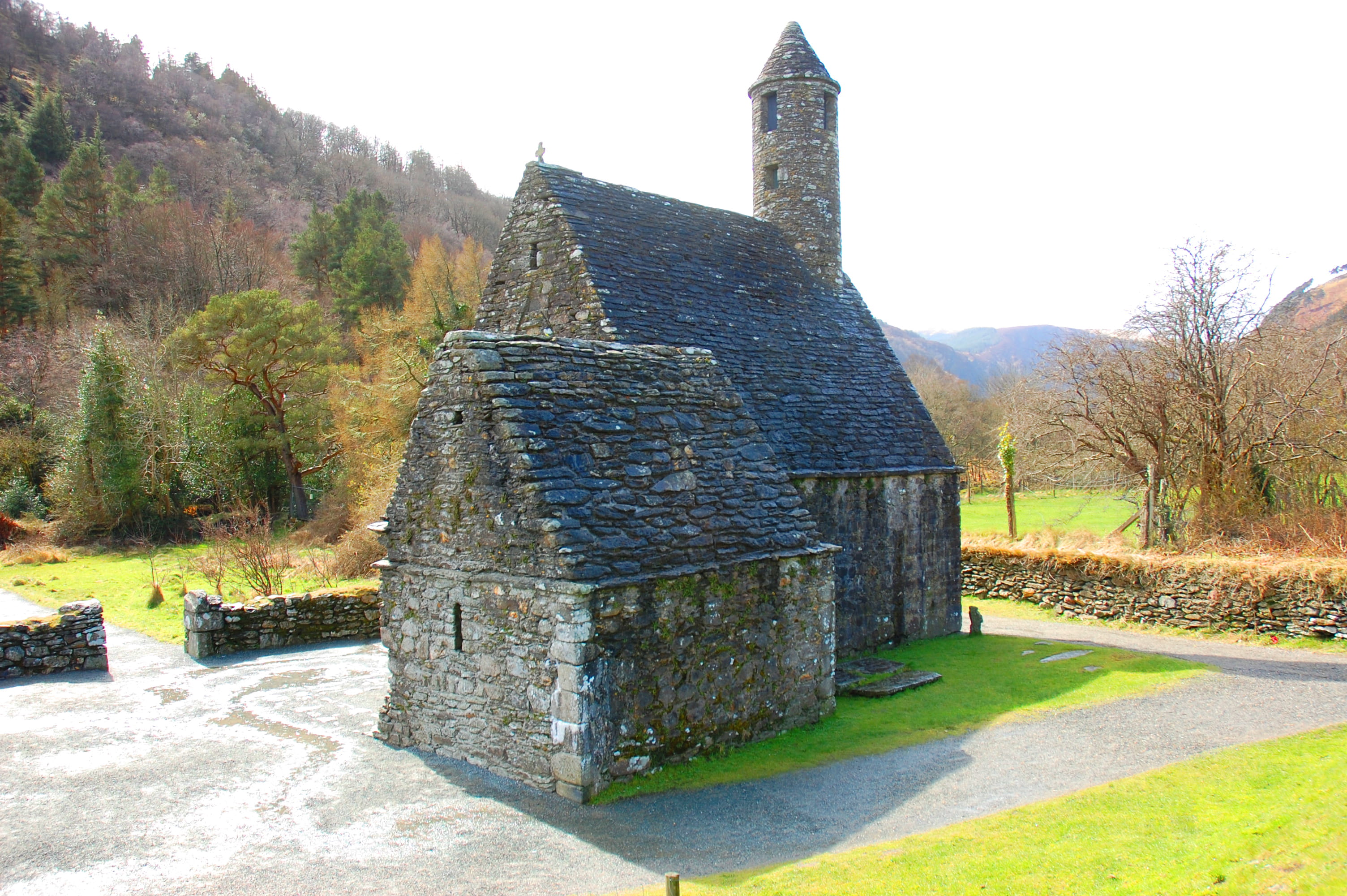 spirituality, travel destinations, day, old, glendalough, outdoors, ireland, history, religion, no people, stkevin, architecture, built structure, sunlight, HD Wallpaper
