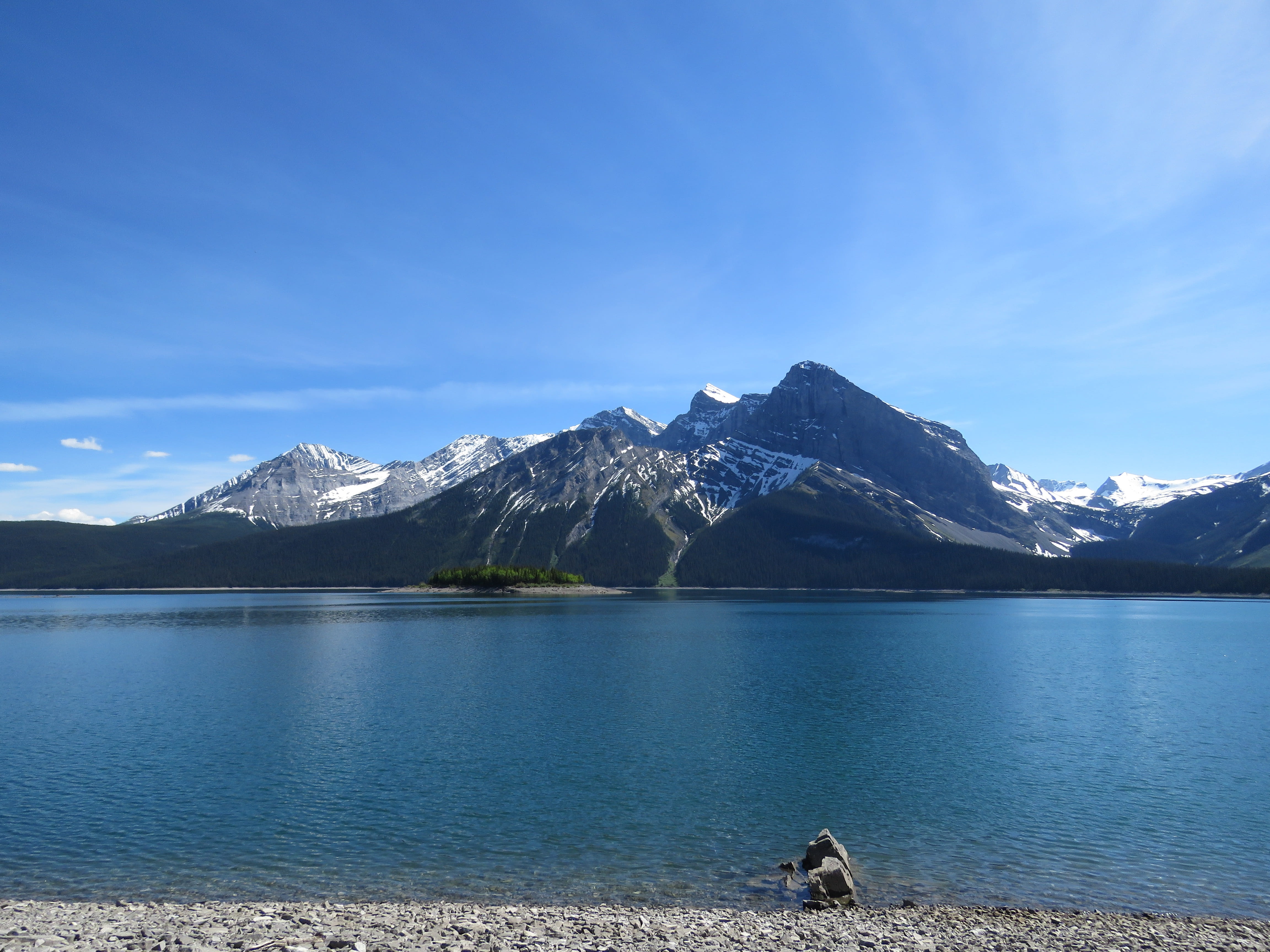 non-urban scene, tranquility, landscape, water, kananaskis, serene, day, park, canadian, outdoors, nature, snow, rocky, mountain Range, mountain peak, snowcapped mountain, HD Wallpaper
