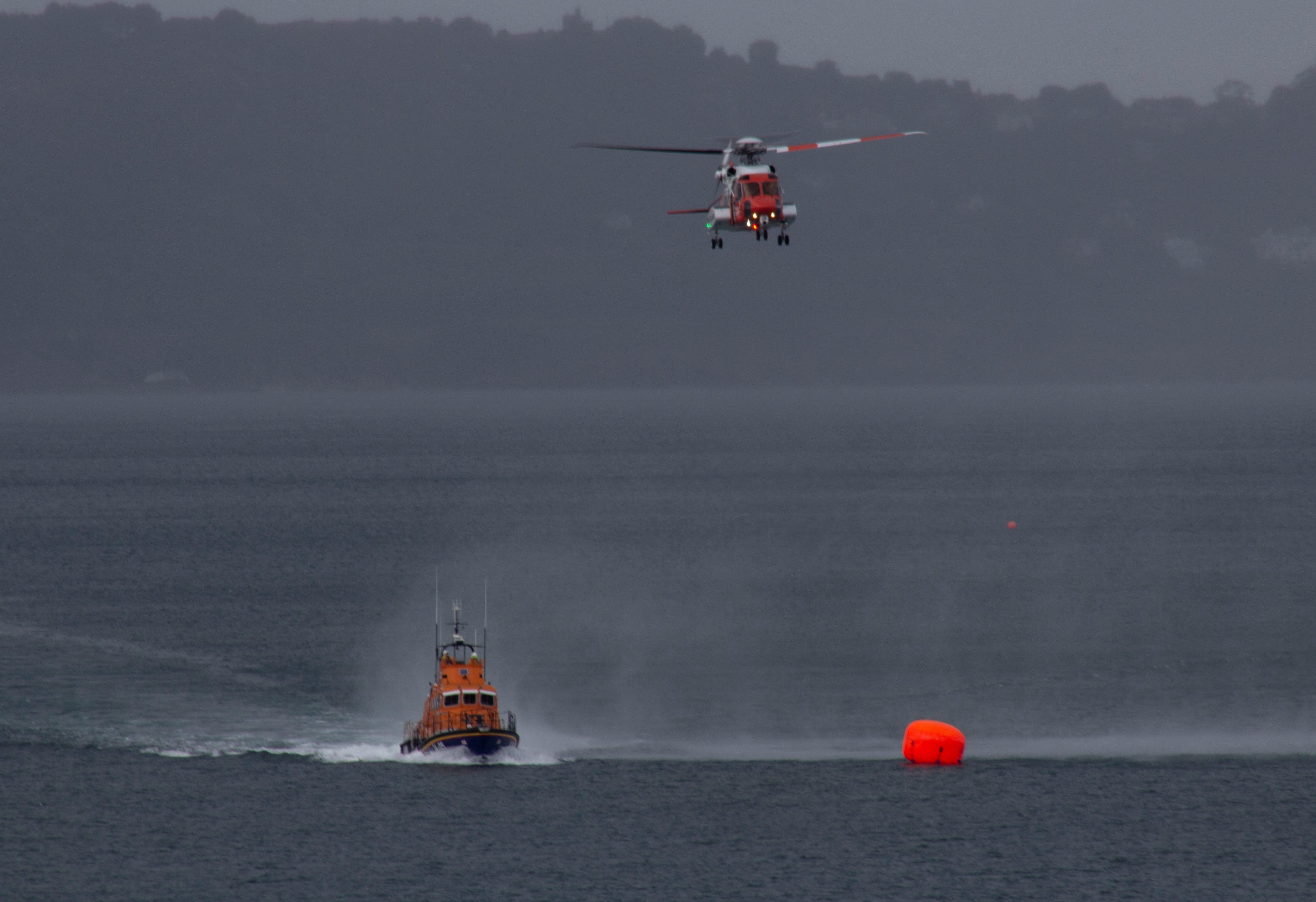 nature, safety, sea, fly, travel, lifeboat, wicklow, air vehicle, sky, boat, bray, nautical vessel, day, flying, helicopter, ireland, rescue worker, mid-air, HD Wallpaper