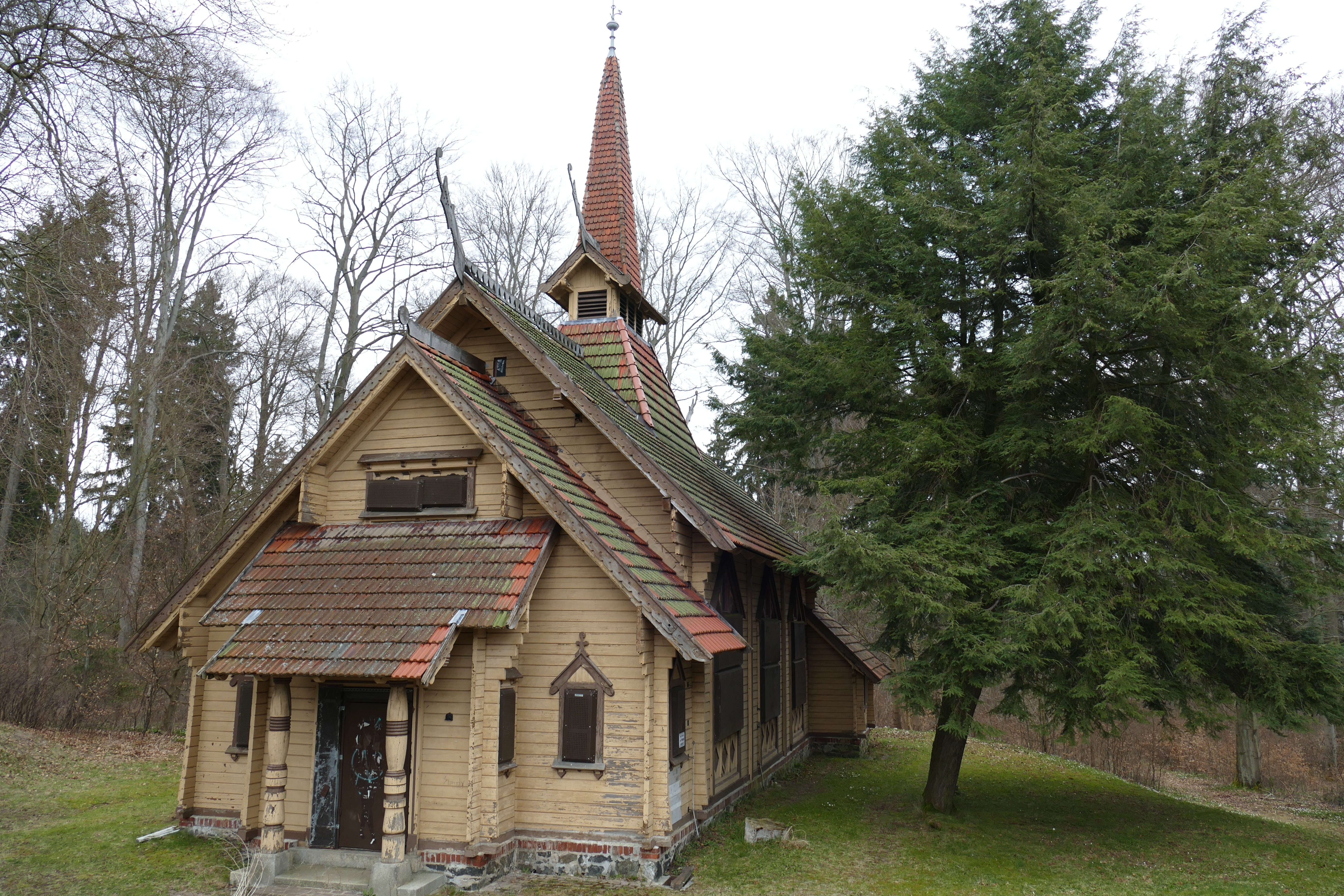 land, place of worship, Wood, green color, day, outdoors, forest, belief, built structure, 5K, no people, Stave Church, places of interest, tree, religion, HD Wallpaper