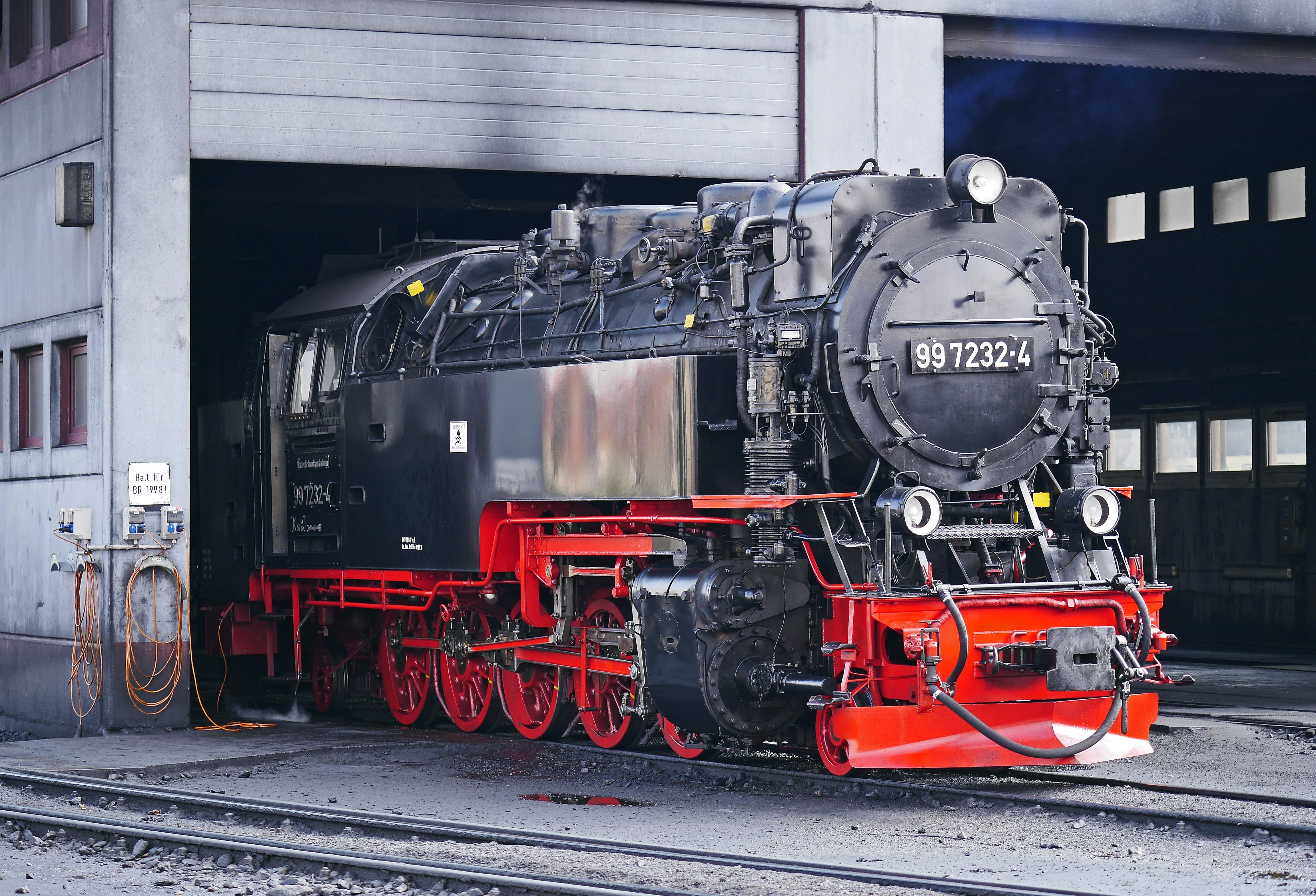 railroad station, railroad track, Steam Locomotive, outdoors, harz narrow gauge railways, industry, transportation, railway, resin, bw, built structure, HD Wallpaper
