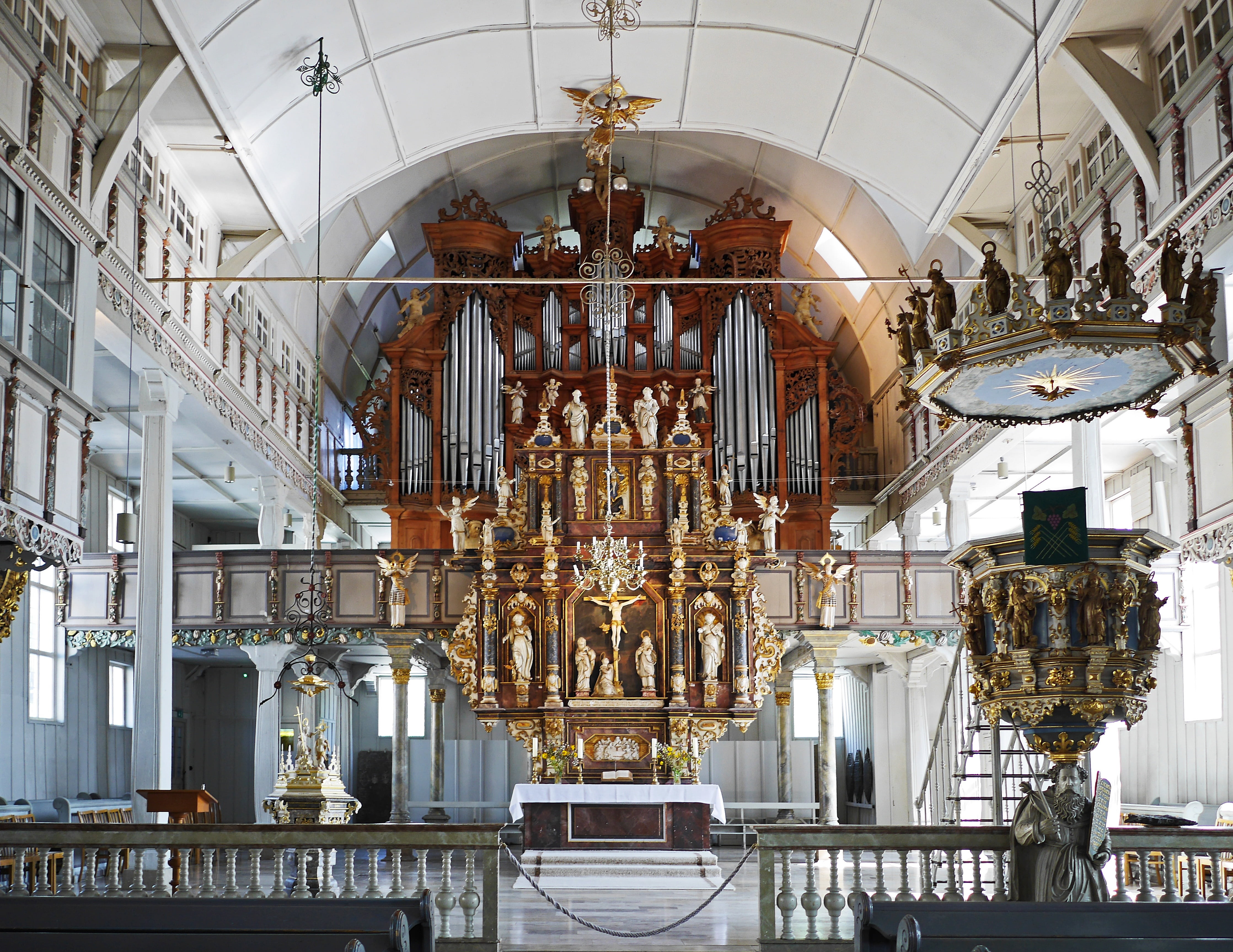 place of worship, lower saxony, daytime, no people, baptismal font, building, travel destinations, oberharz, market church, travel, ornate, ceiling, lighting equipment, HD Wallpaper
