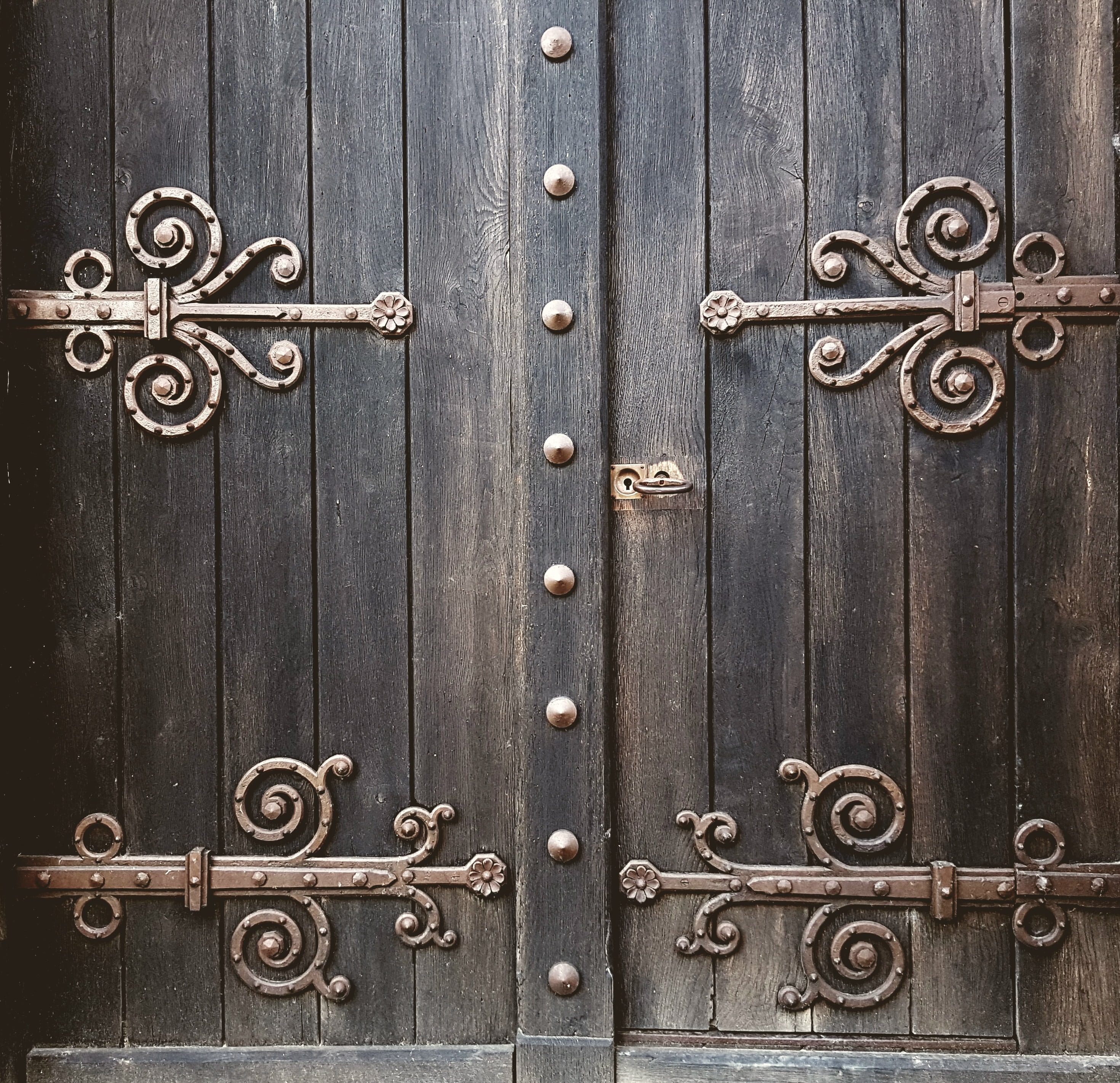 clam kidney, wood, input, portal, church portal, pattern, full frame, goal, metal, lock, iron - metal, door, safety, texture, closed, gray, 2K, castle, HD Wallpaper