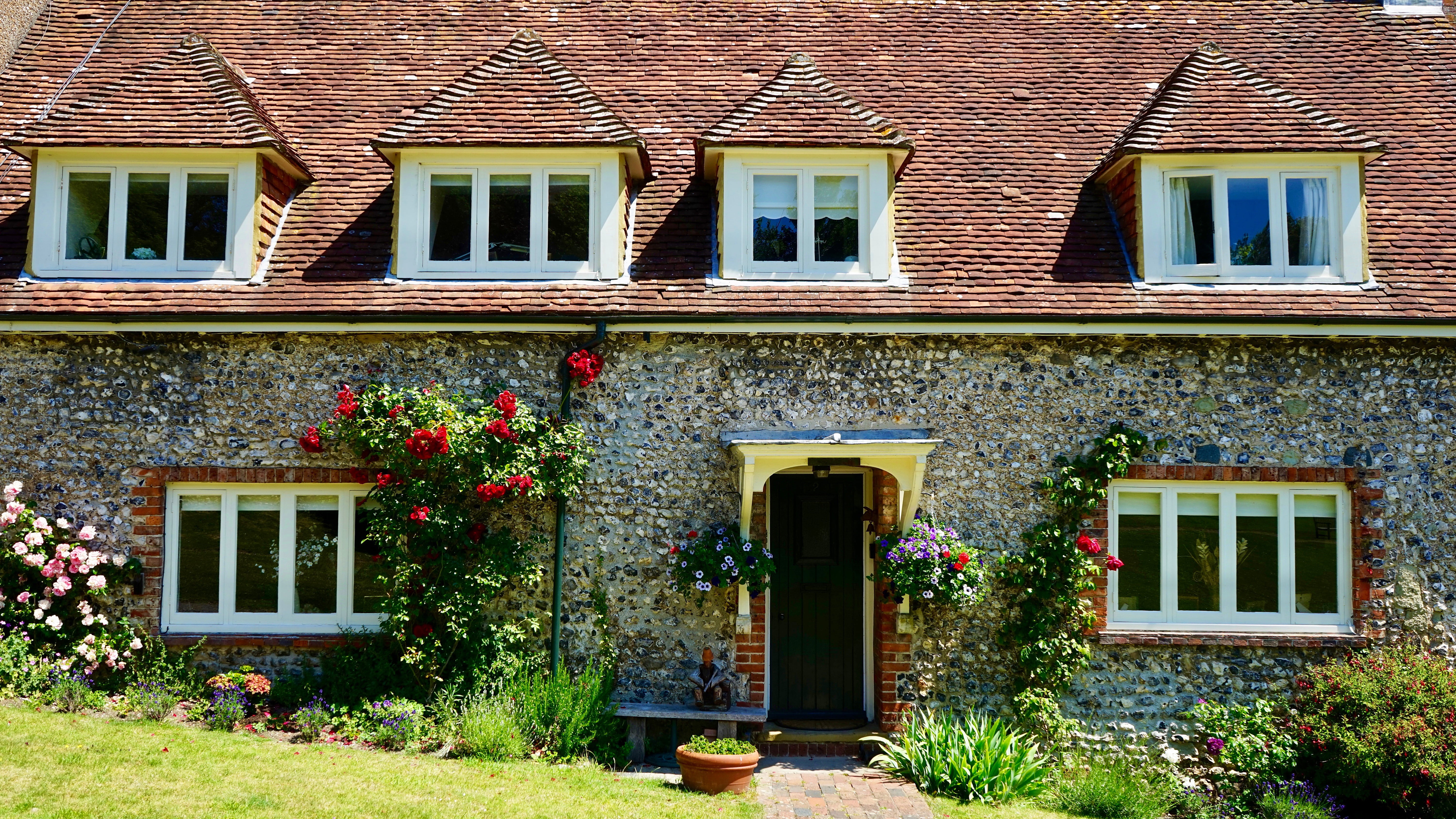 old house, grass, country, flowers, green, luxury, built structure, day, cottage, house, exterior, no people, picturesque, scenic, wall, rural, rustic, HD Wallpaper