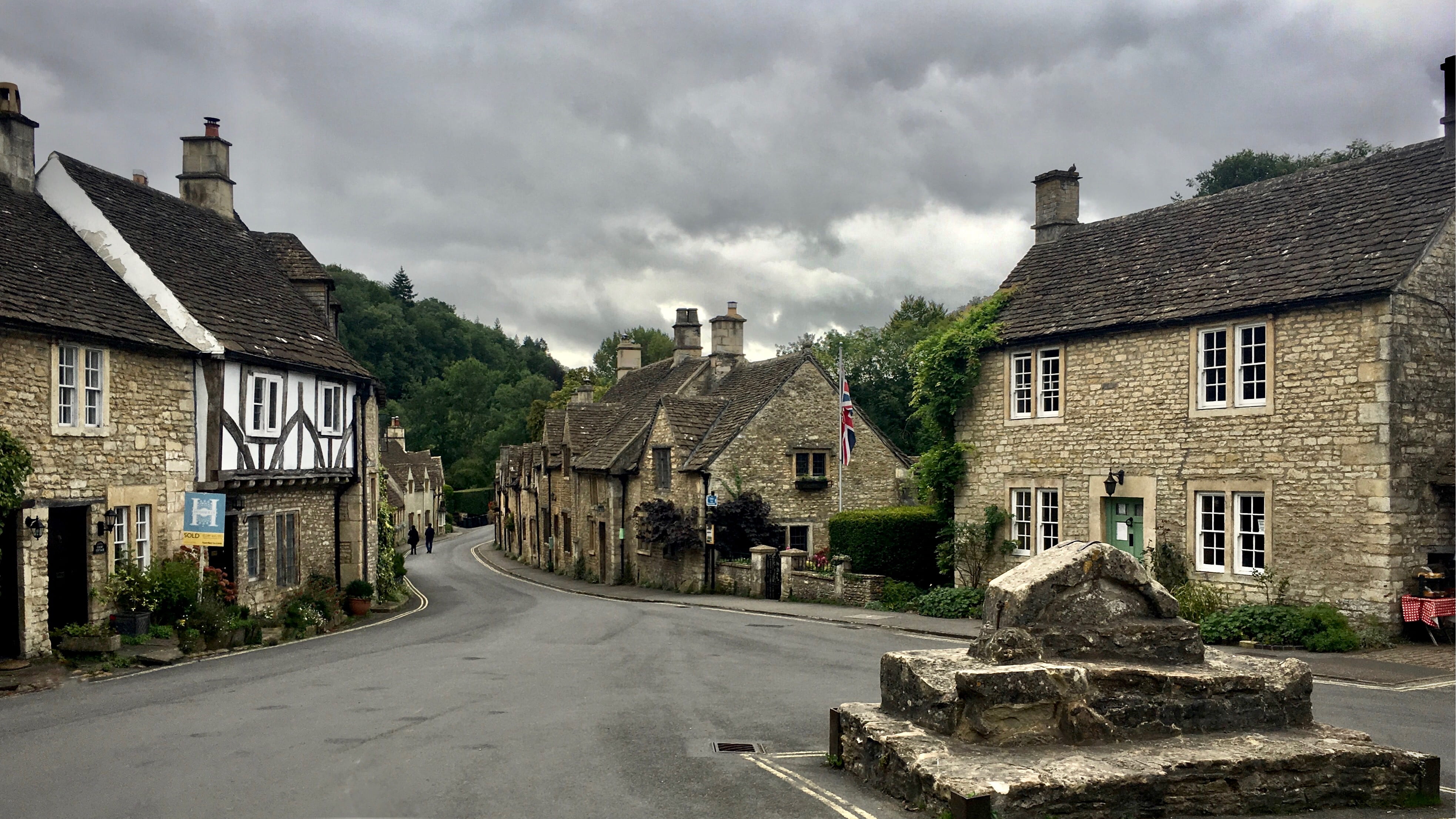 sky, the way forward, timbered, history, city, cloud - sky, tudor, road, cloudy, stone cottages, old, stone, house, dark, street, built structure, building exterior, HD Wallpaper
